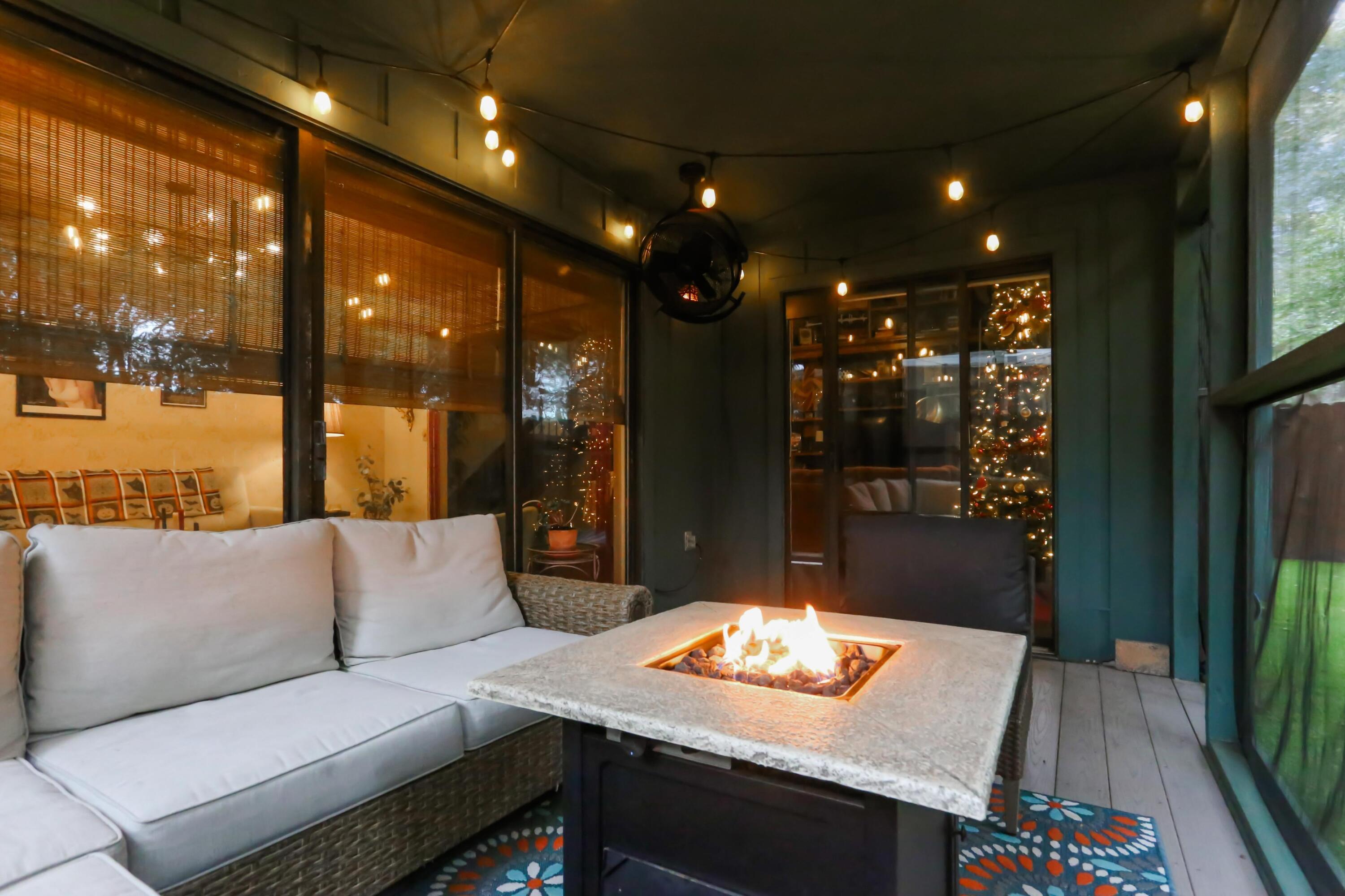 DONLABROOK GARDYNS S/D LOT 8 BLK A - Residential