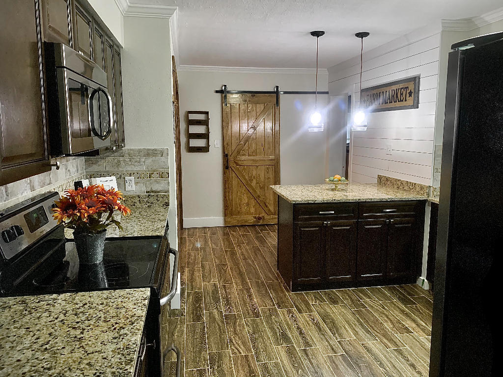 COLONY ESTATES - Residential
