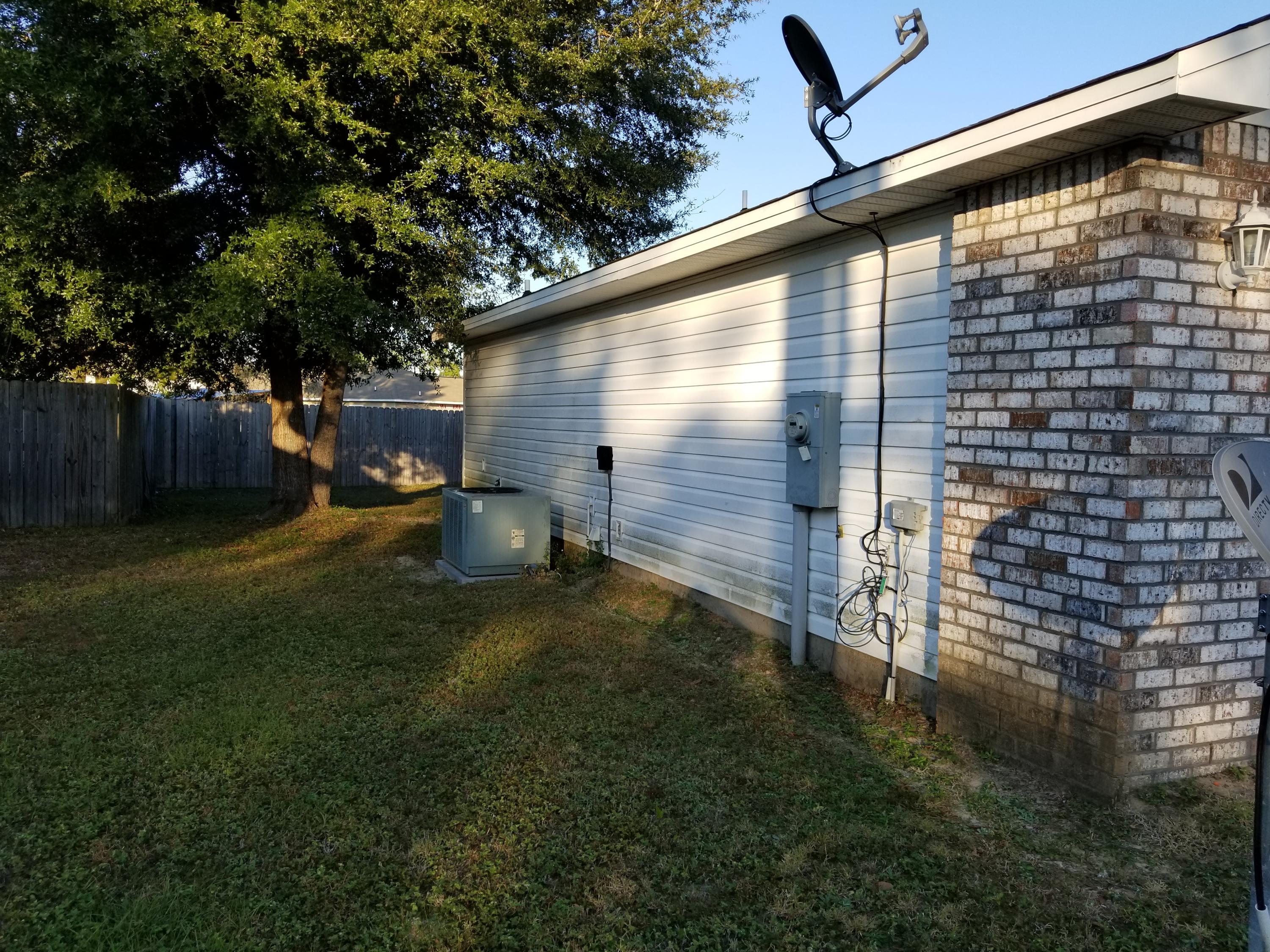 THE PINES - Residential