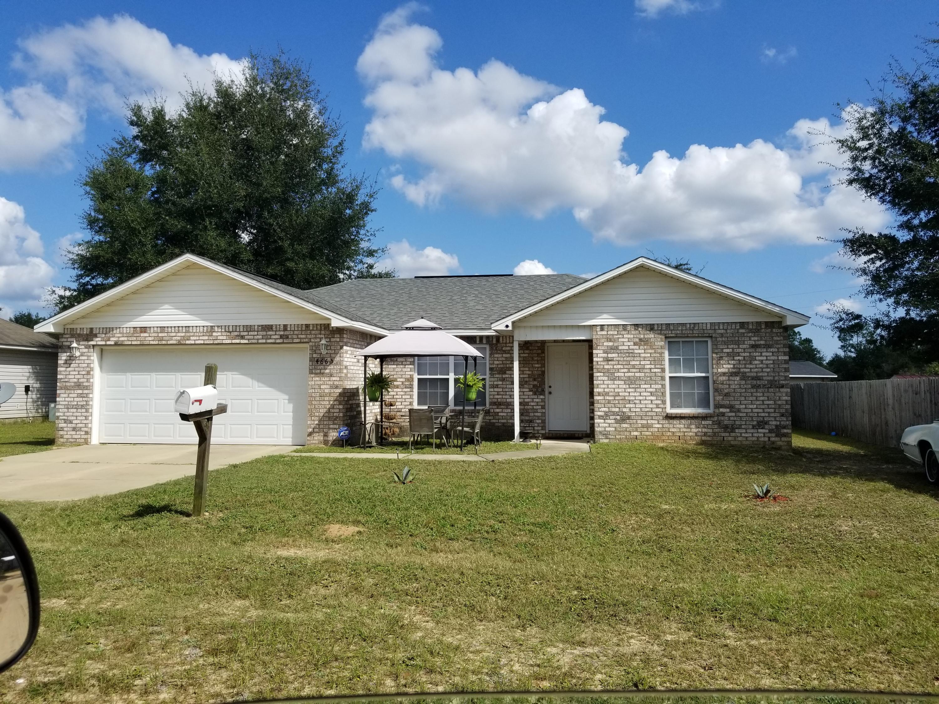 THE PINES - Residential