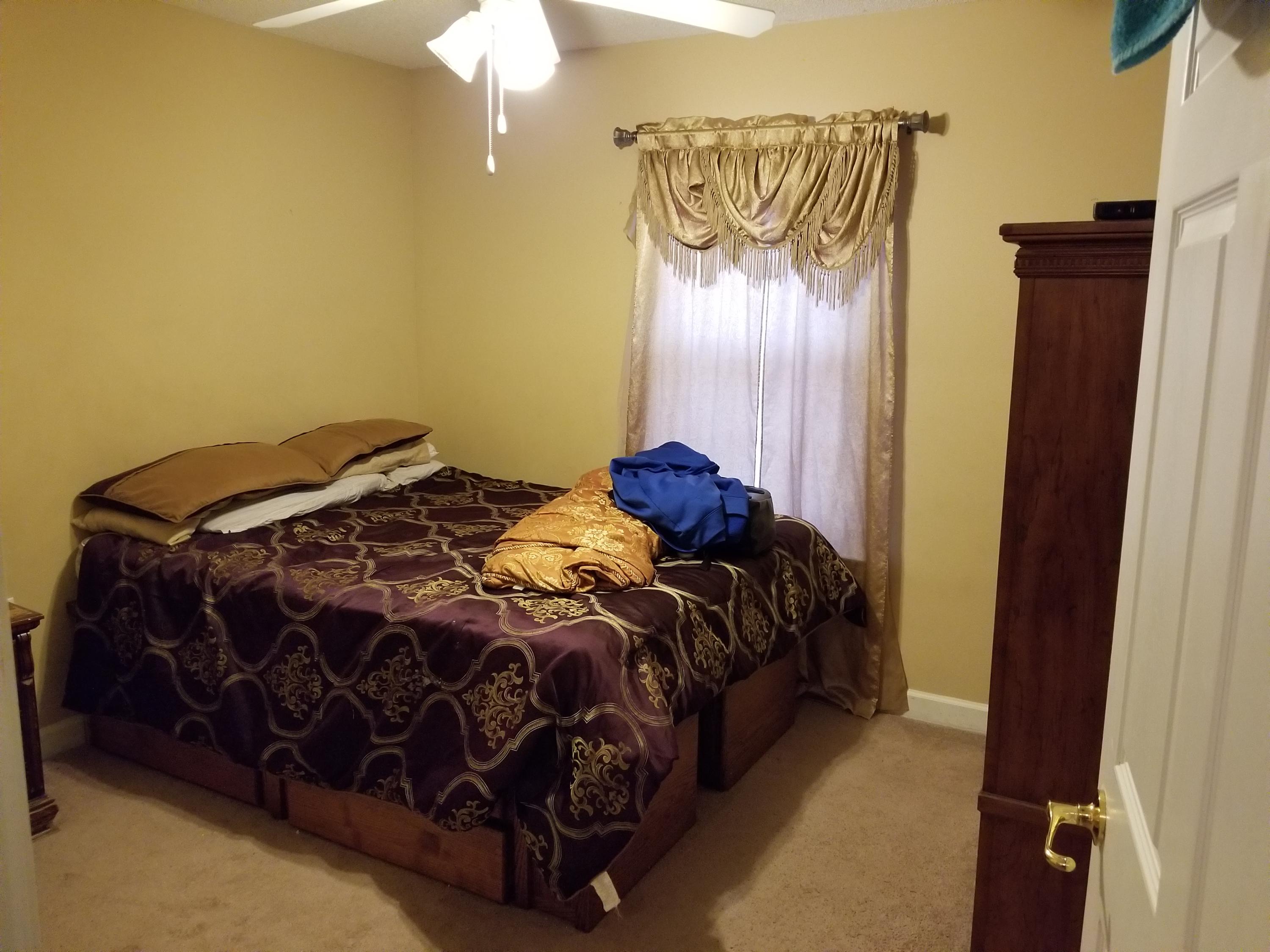 THE PINES - Residential