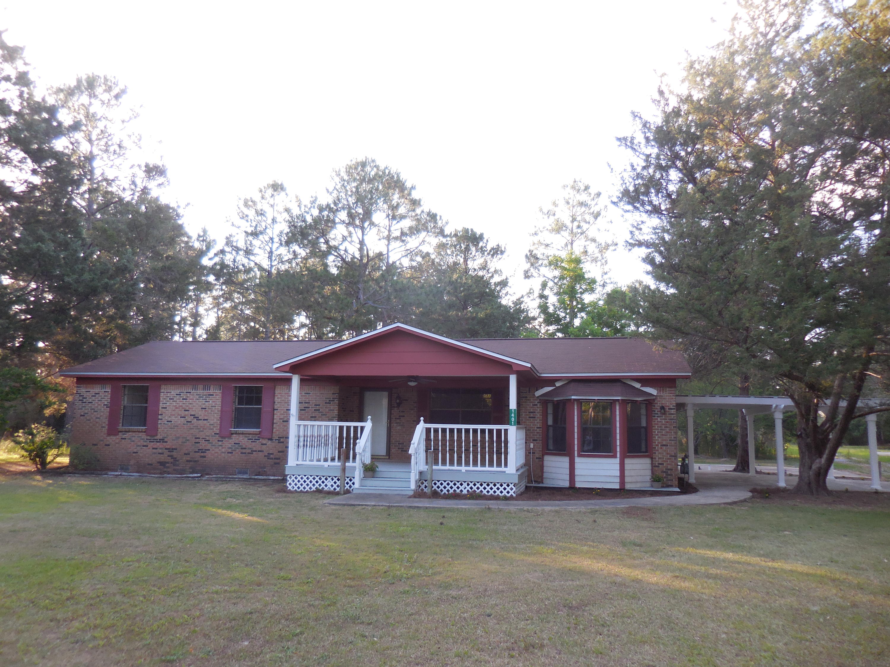 REO. This property is now under auction terms. Pre-sale bids should be submitted through www.Auction.com. This property is subject to a 5% buyer's premium pursuant to the Auction Terms & Conditions (minimums may apply). Please note that the commission percentages may change between the pre-sale and auction periods so please contact listing agent to verify exact commission terms. All auction assets will be sold subject to seller approval. Please contact listing agent for details. WOW, your very own pond and dock and 3 acres too! New roof, plumbing, electrical, HVAC, appliances, carpetting, vinyl, paint inside and out!