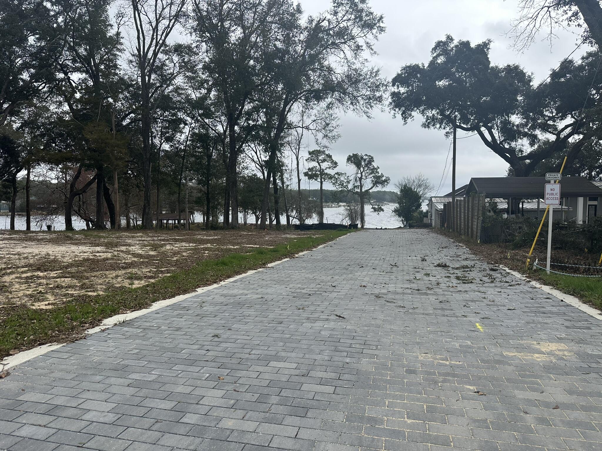 Village Oaks Pointe - Land