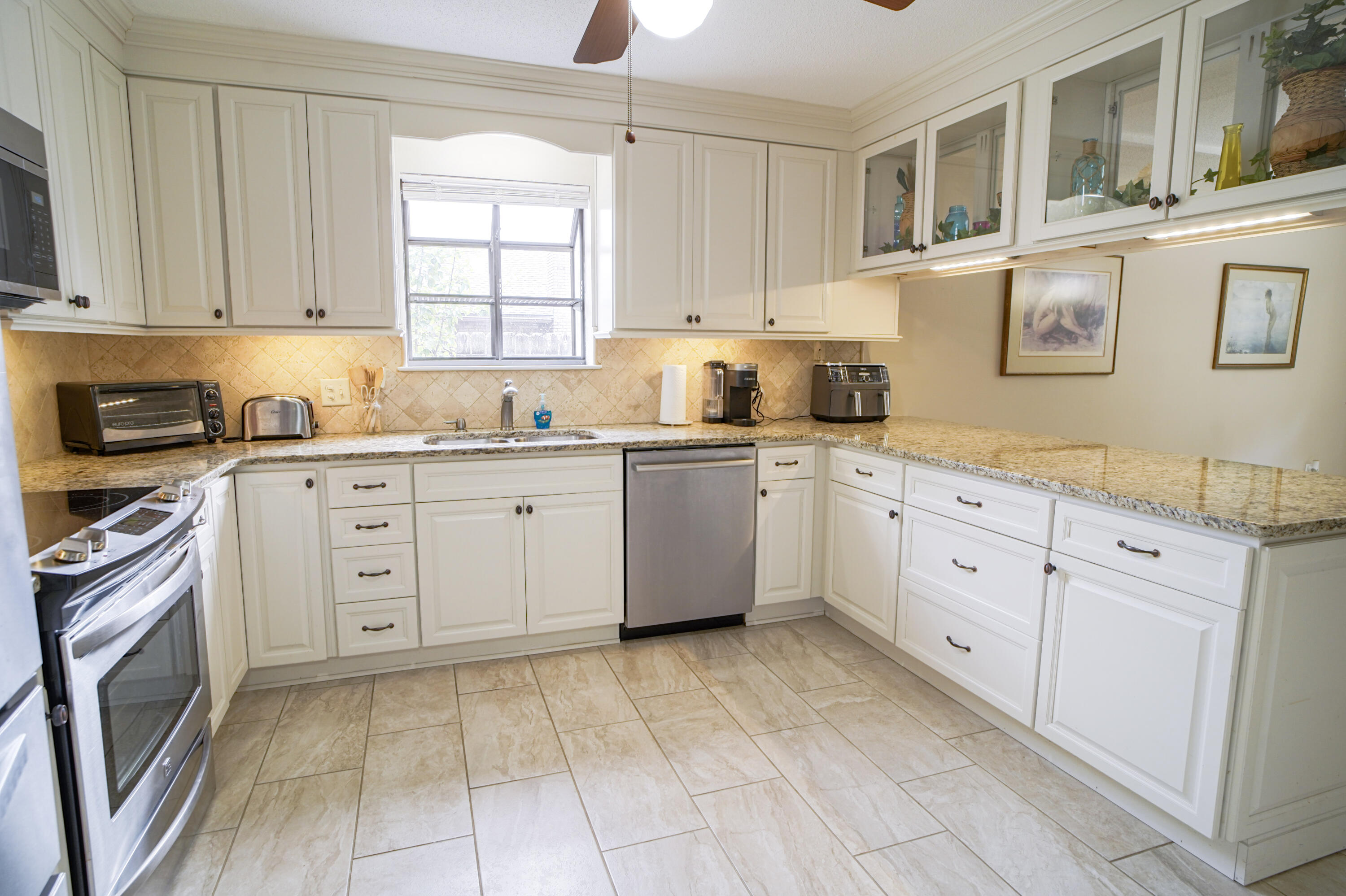 CARIBBEAN EAST - Residential