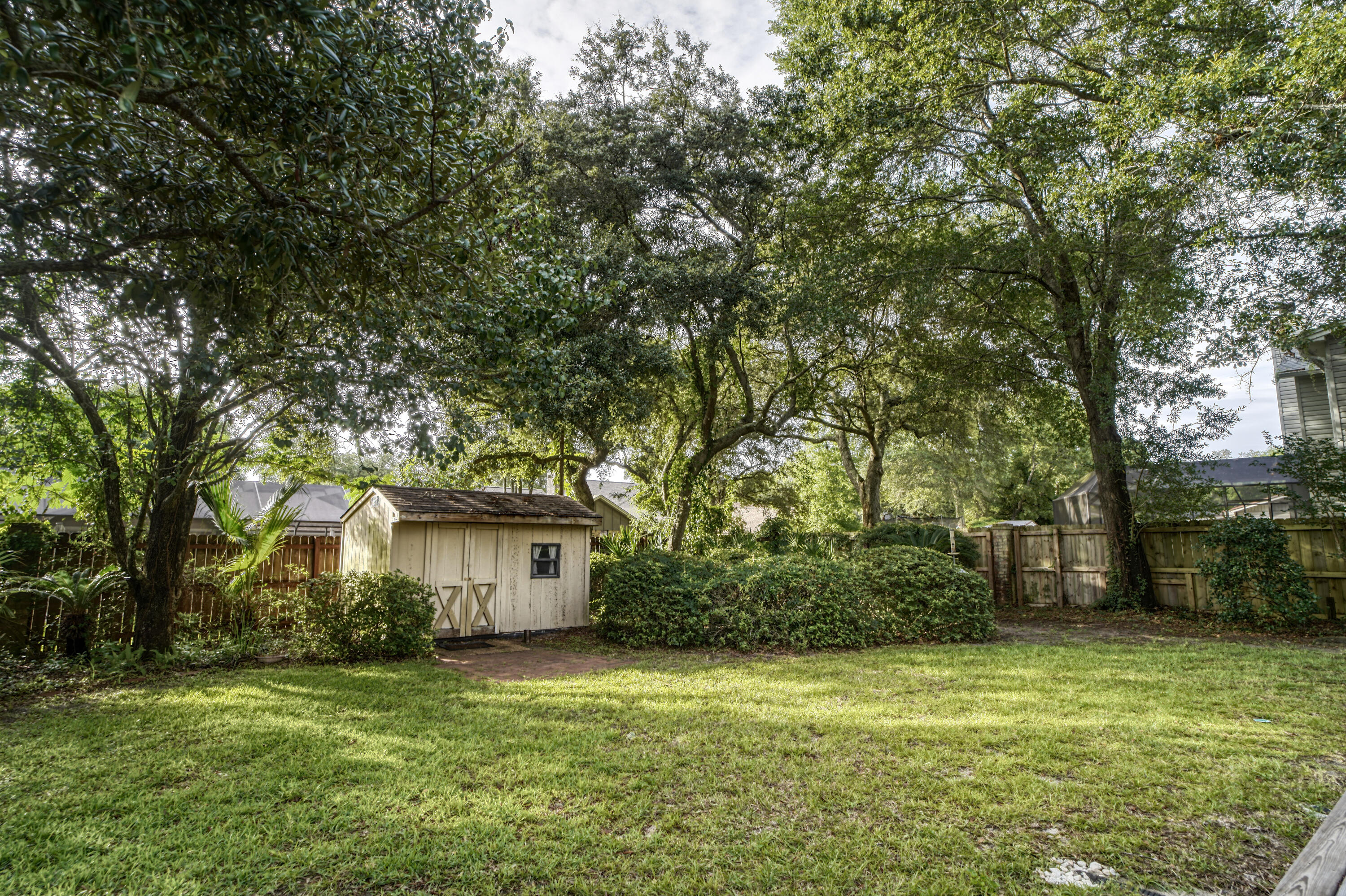 CARIBBEAN EAST - Residential