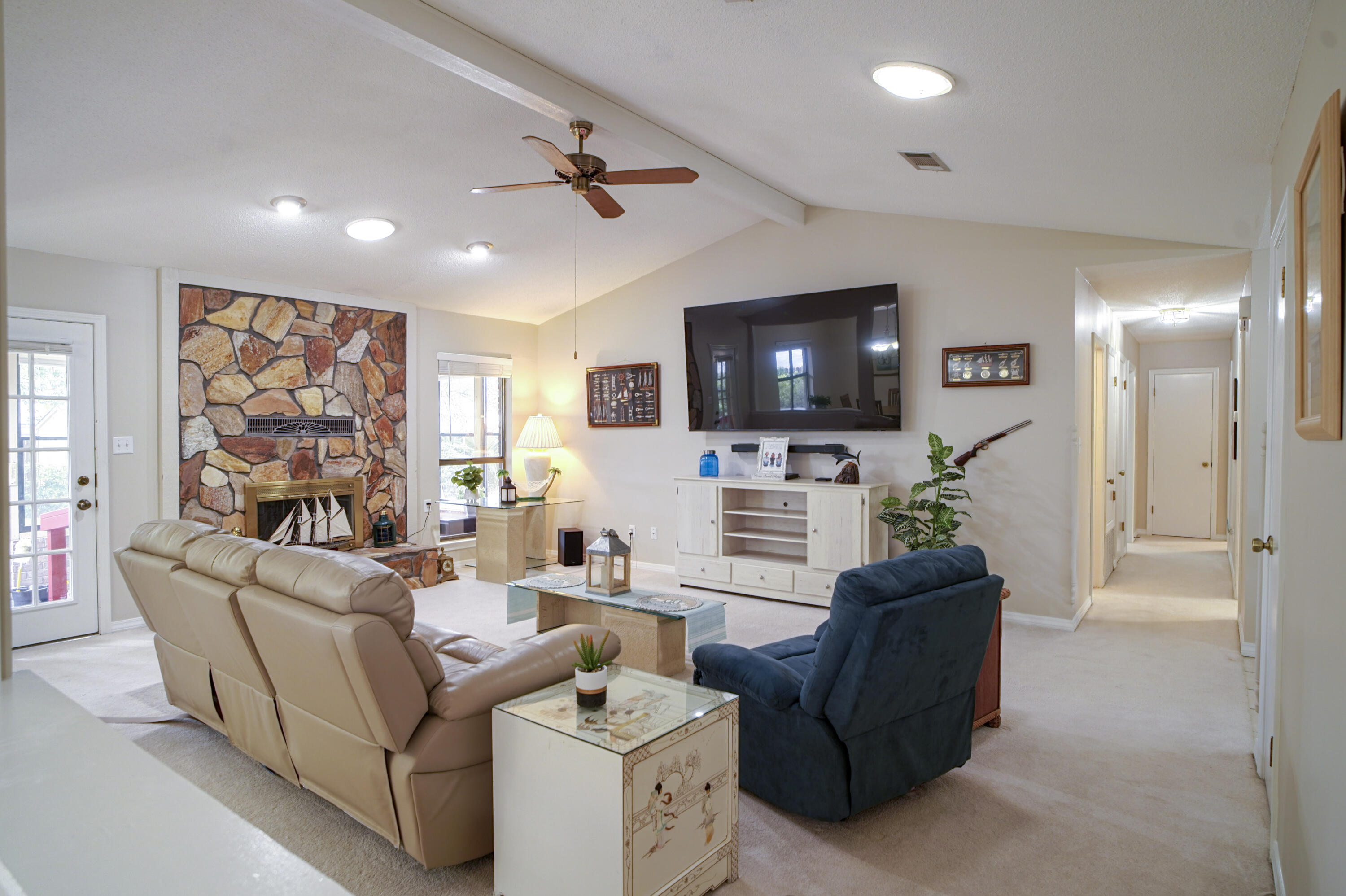 CARIBBEAN EAST - Residential