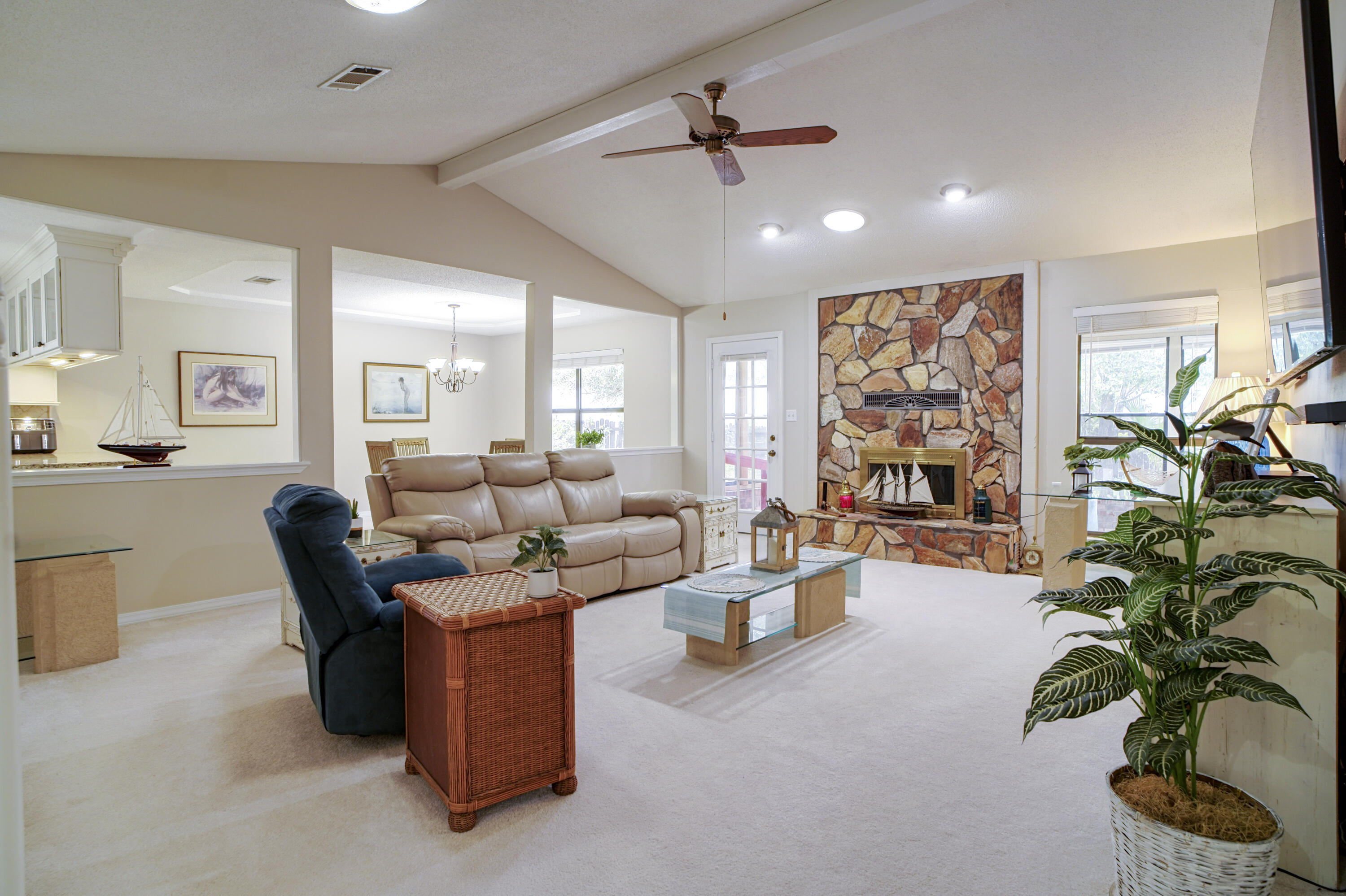 CARIBBEAN EAST - Residential