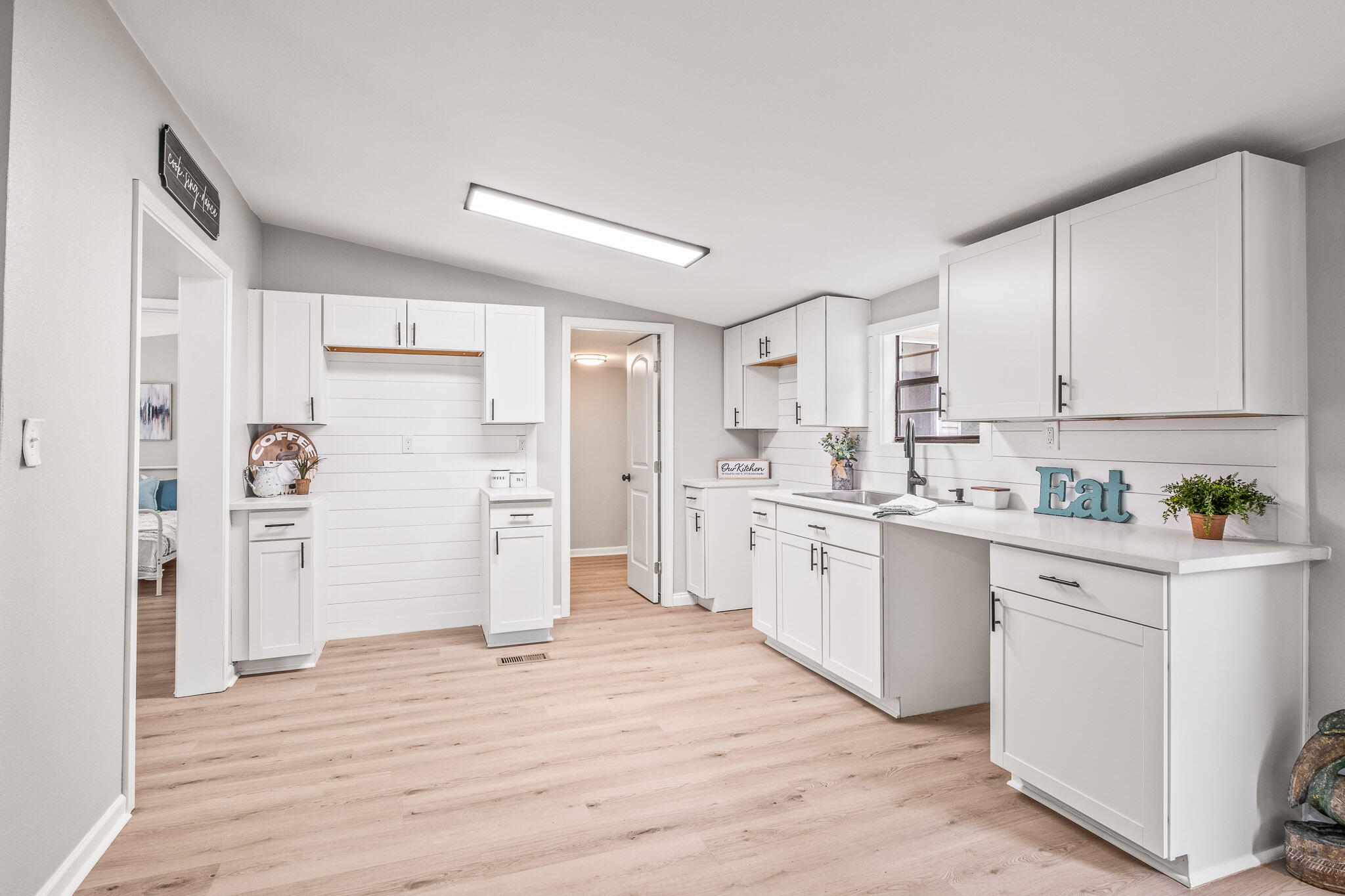 LEGEND WOODS ESTATES UNREC - Residential