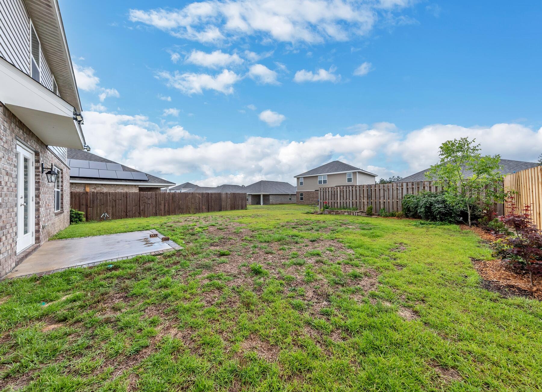 Redstone Commons - Residential Lease