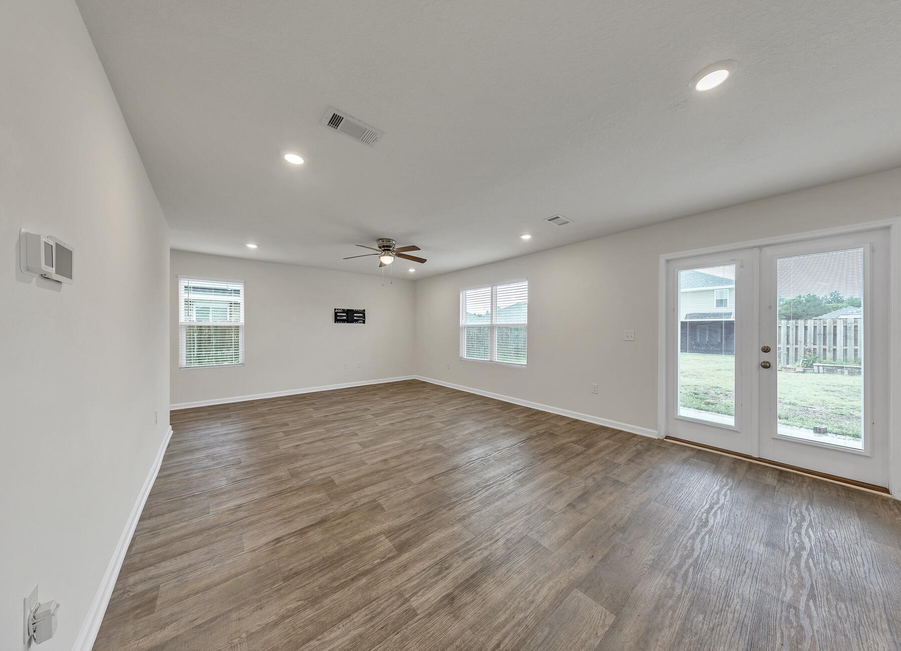 Redstone Commons - Residential Lease