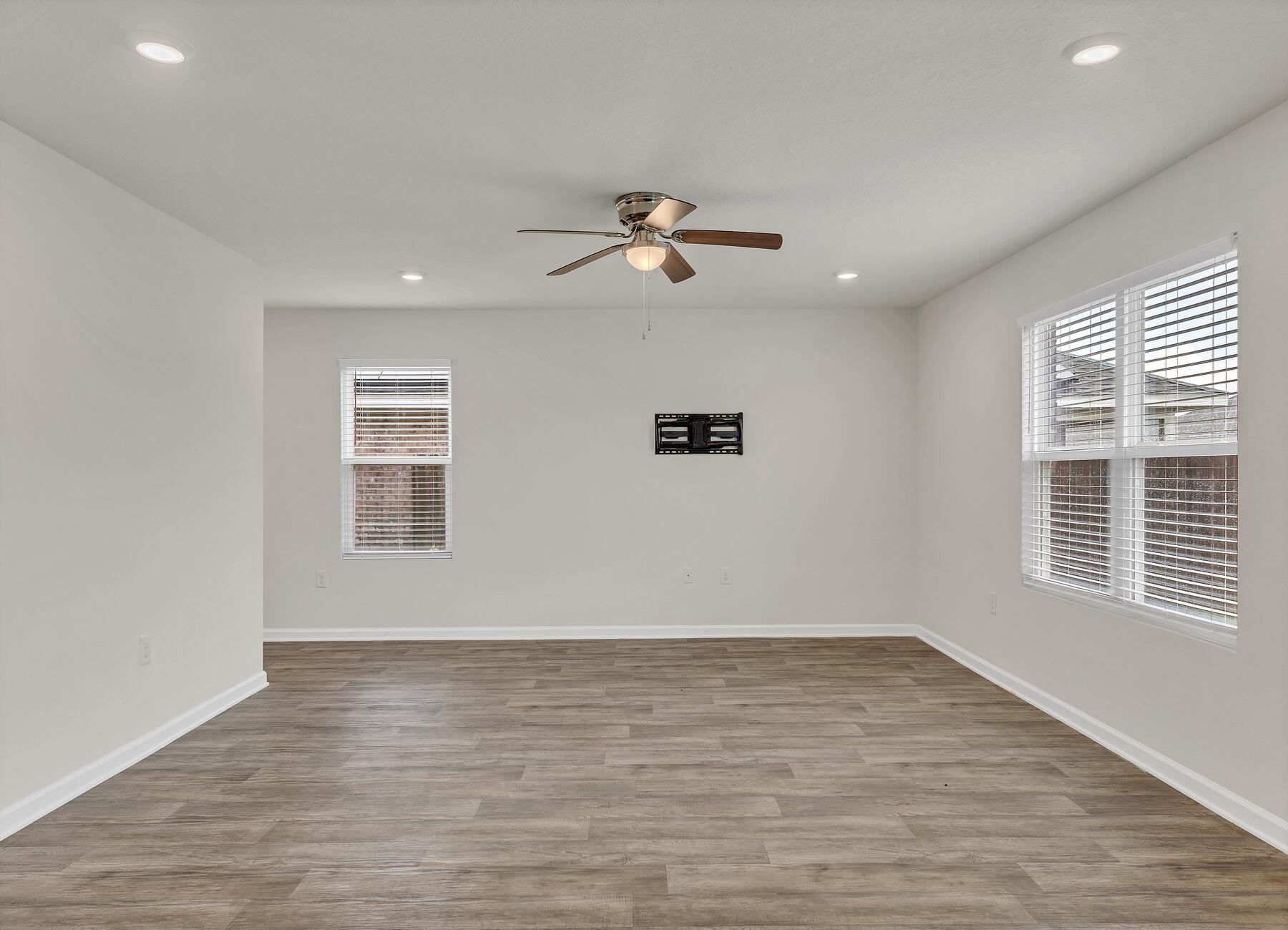 Redstone Commons - Residential Lease