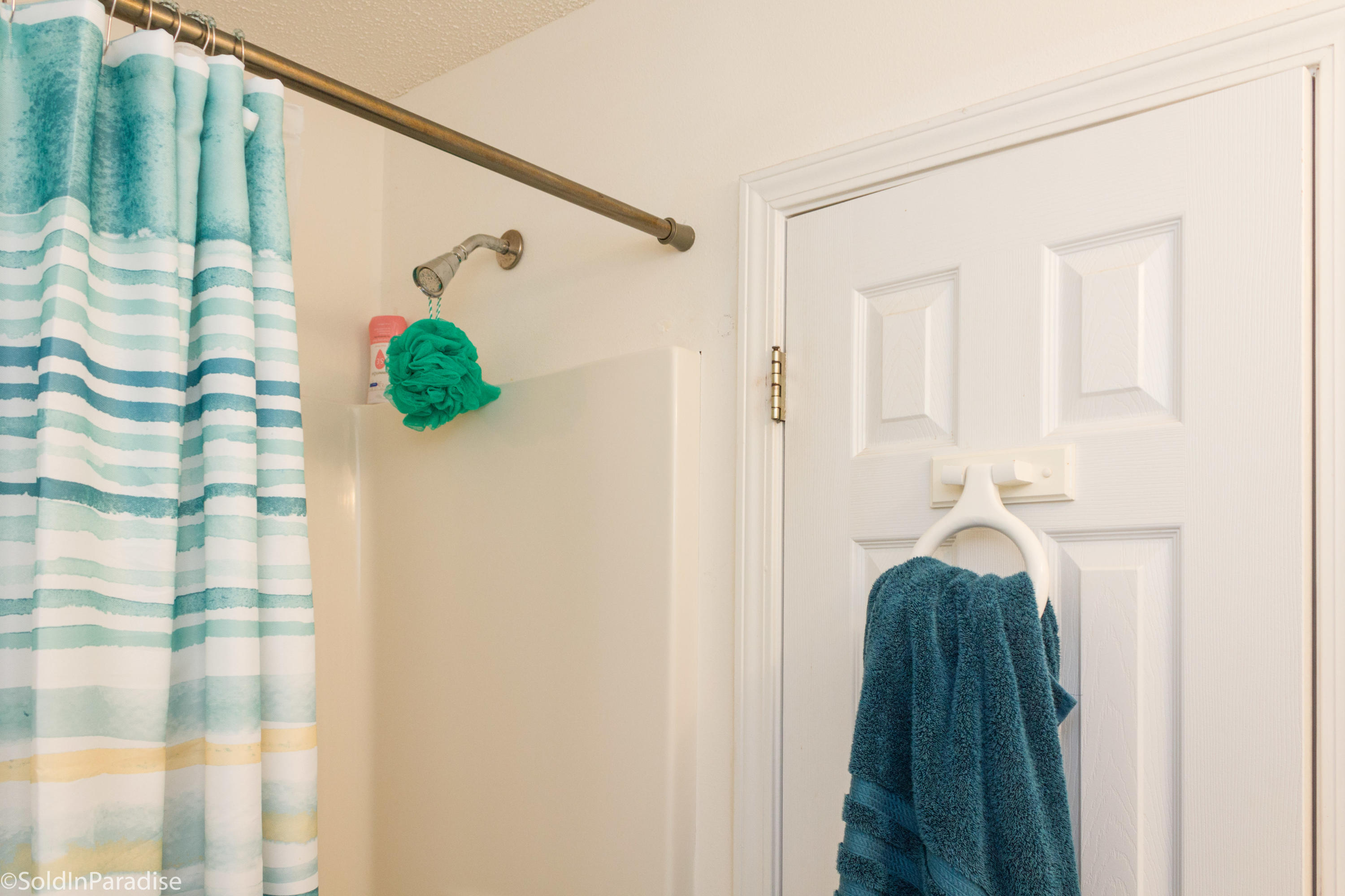 DOMENICAS COVE T/H - Residential