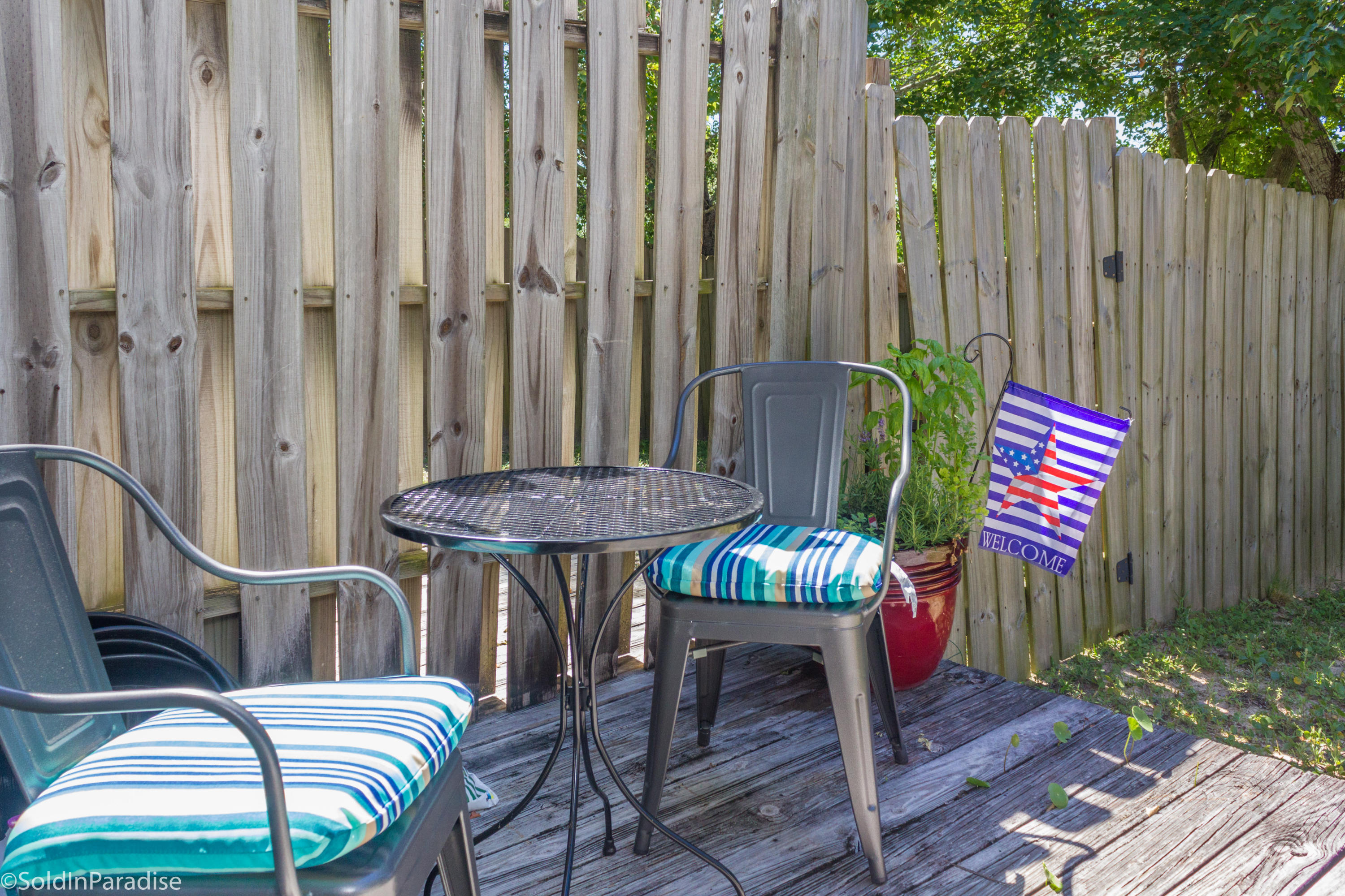 DOMENICAS COVE T/H - Residential