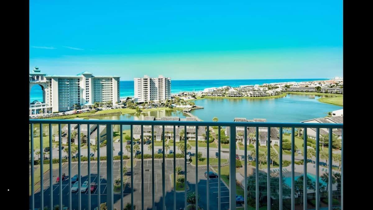 ARIEL DUNES II - Residential