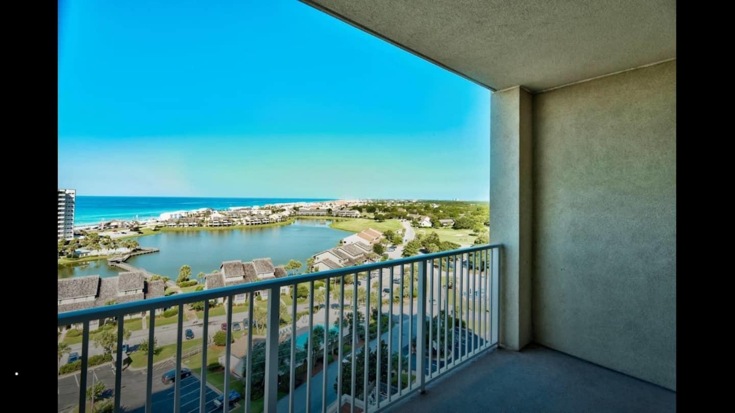 ARIEL DUNES II - Residential