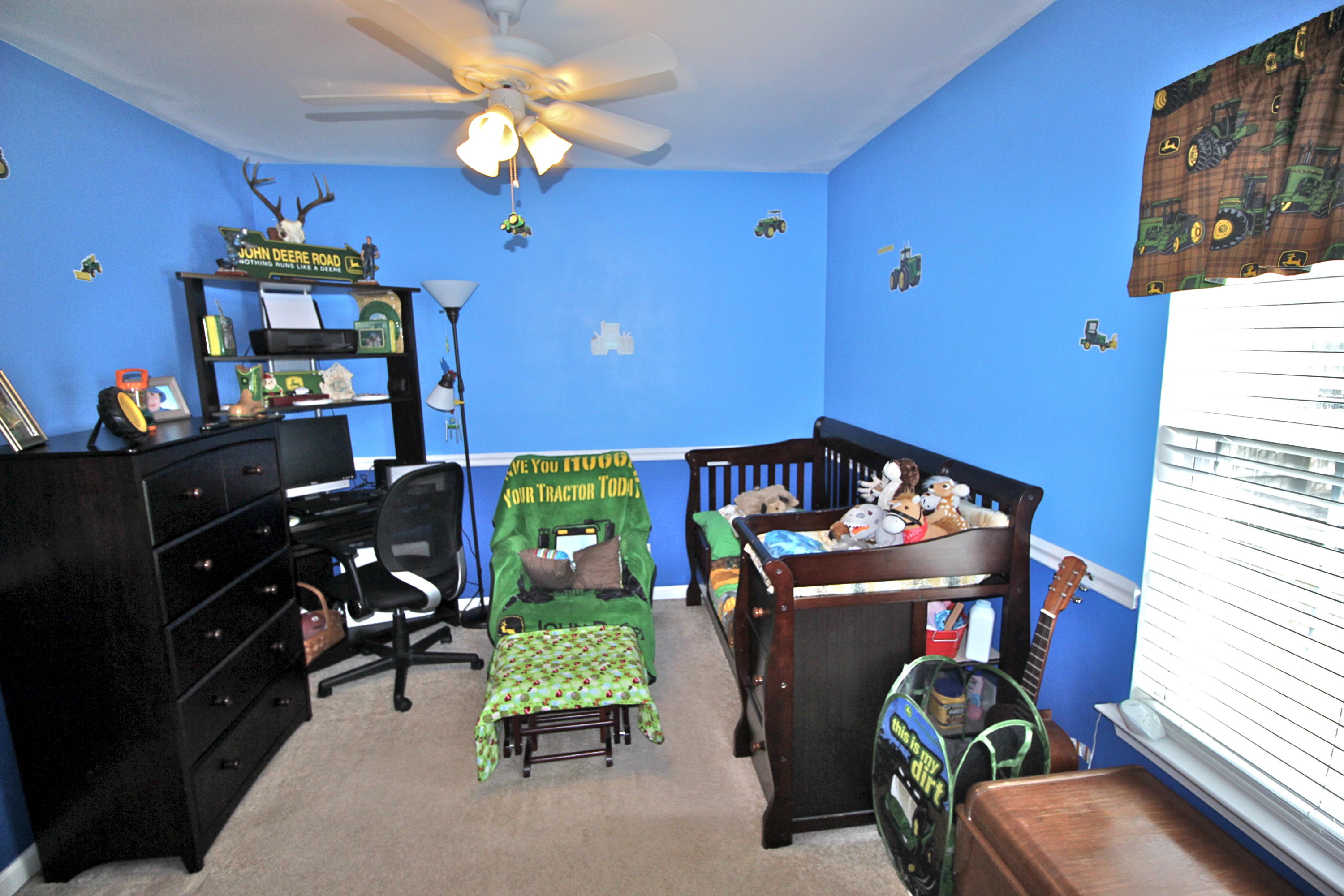 OAKWOOD HILLS UNIT 1 - Residential