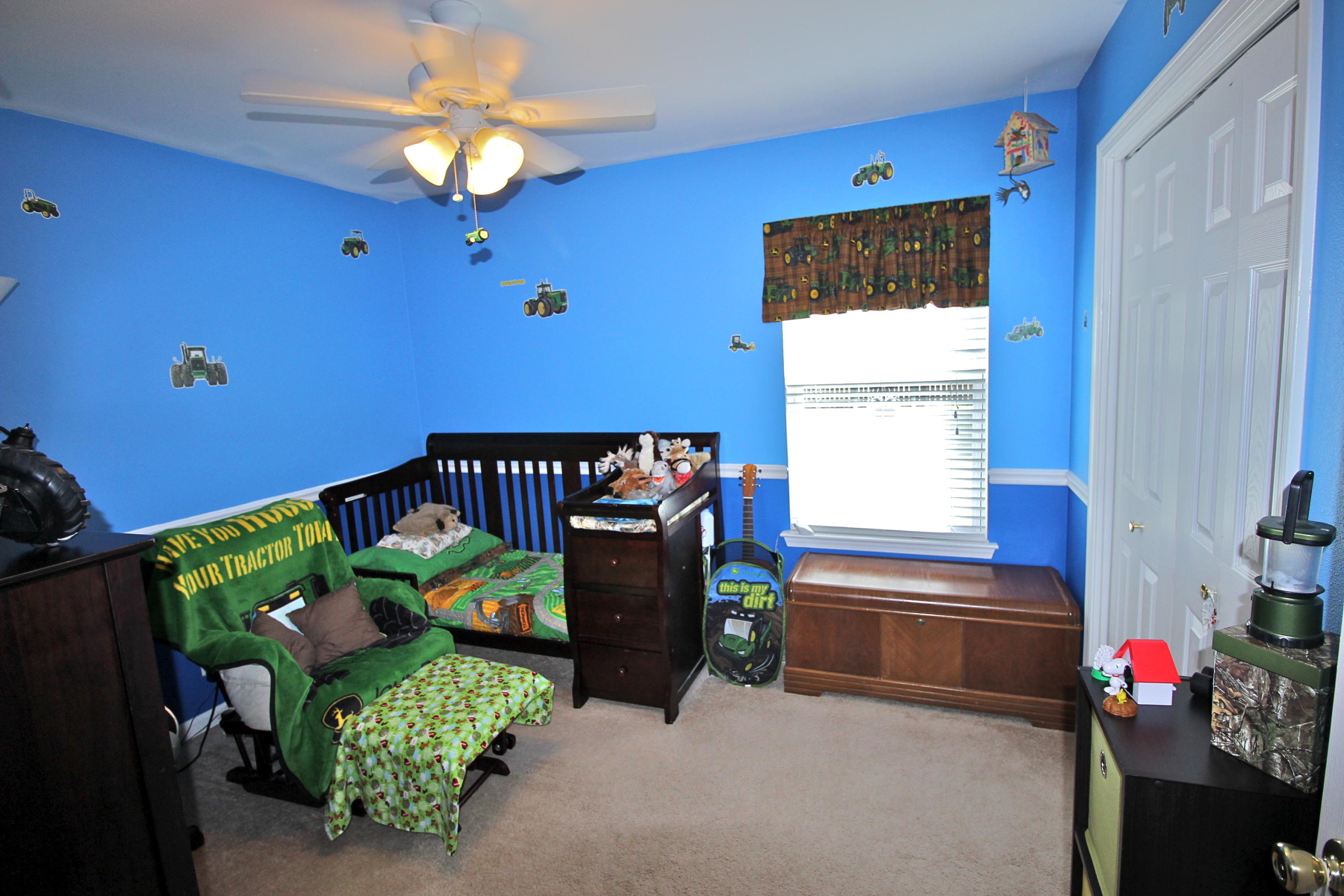 OAKWOOD HILLS UNIT 1 - Residential