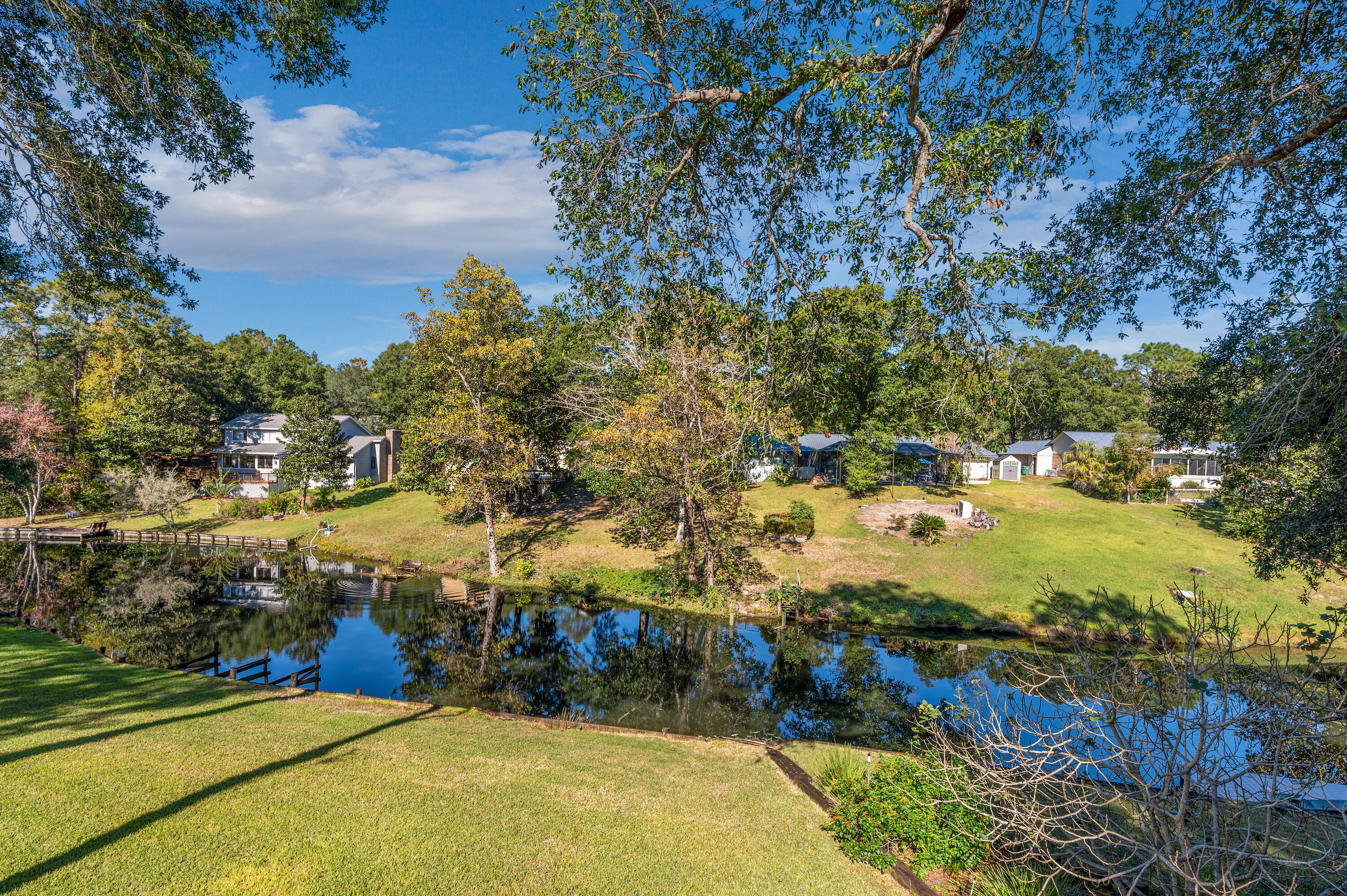 ROCKY BAYOU COUNTRY CLUB ESTATES 4 - Residential