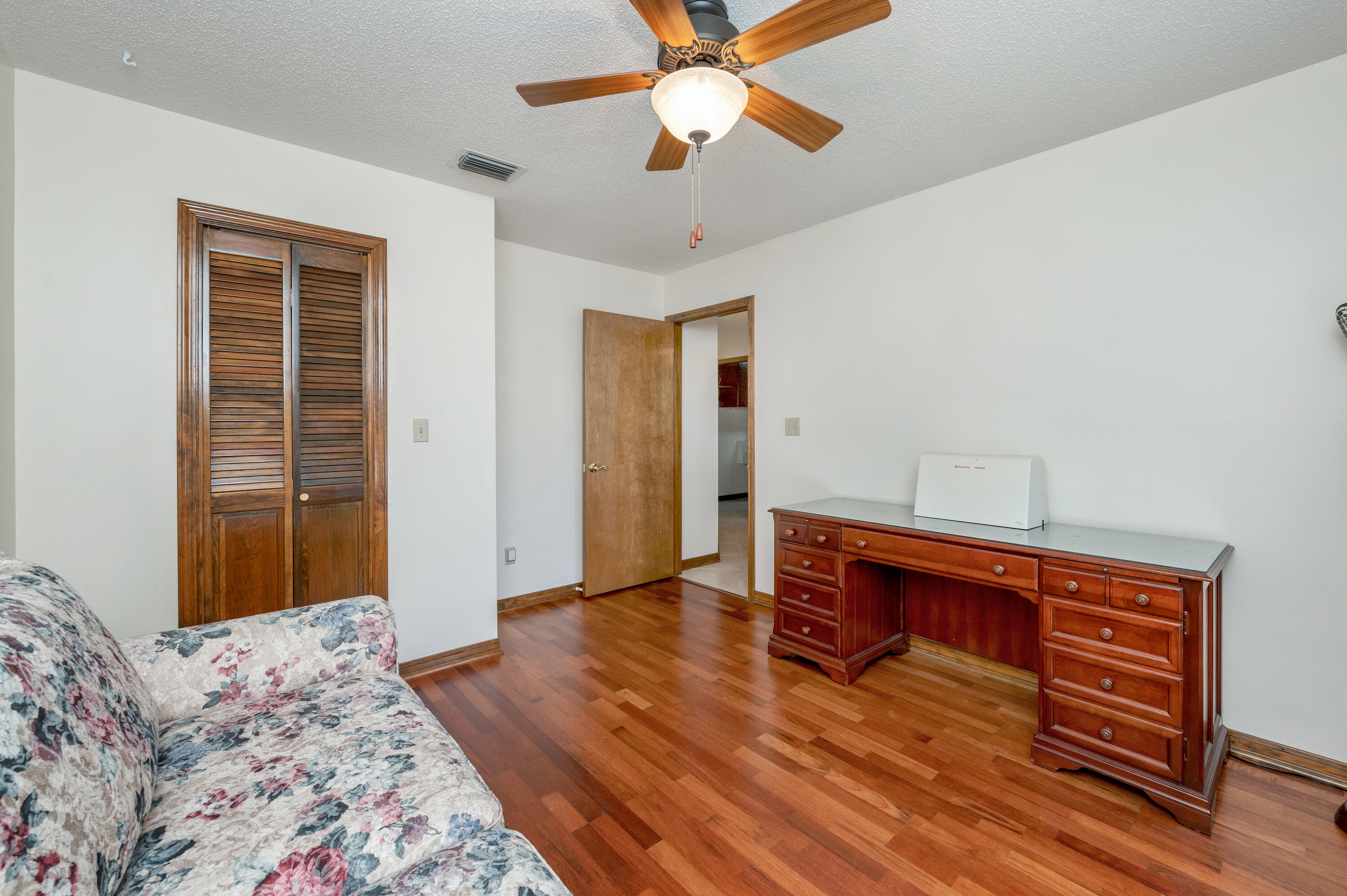 ROCKY BAYOU COUNTRY CLUB ESTATES 4 - Residential