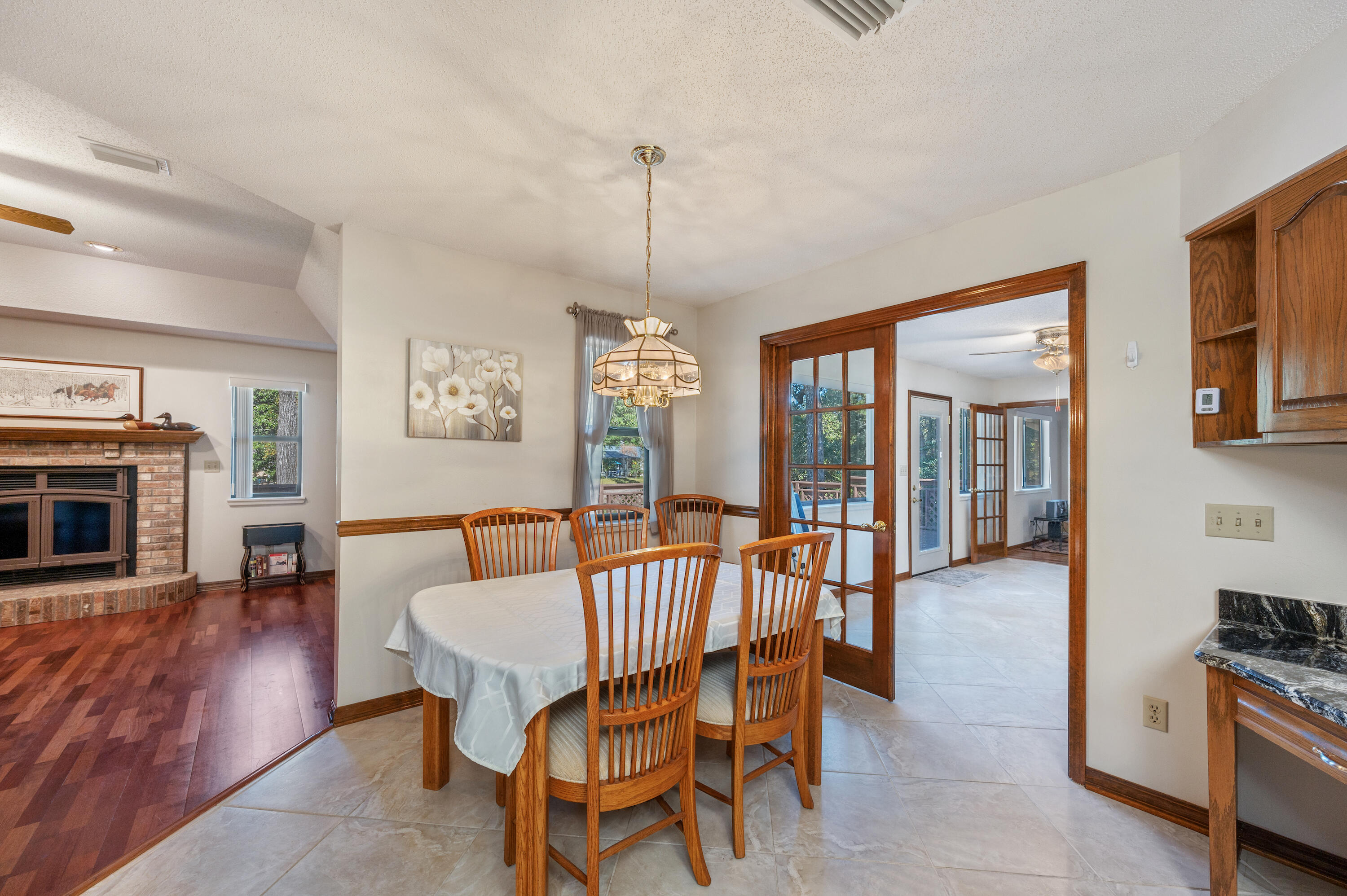 ROCKY BAYOU COUNTRY CLUB ESTATES 4 - Residential