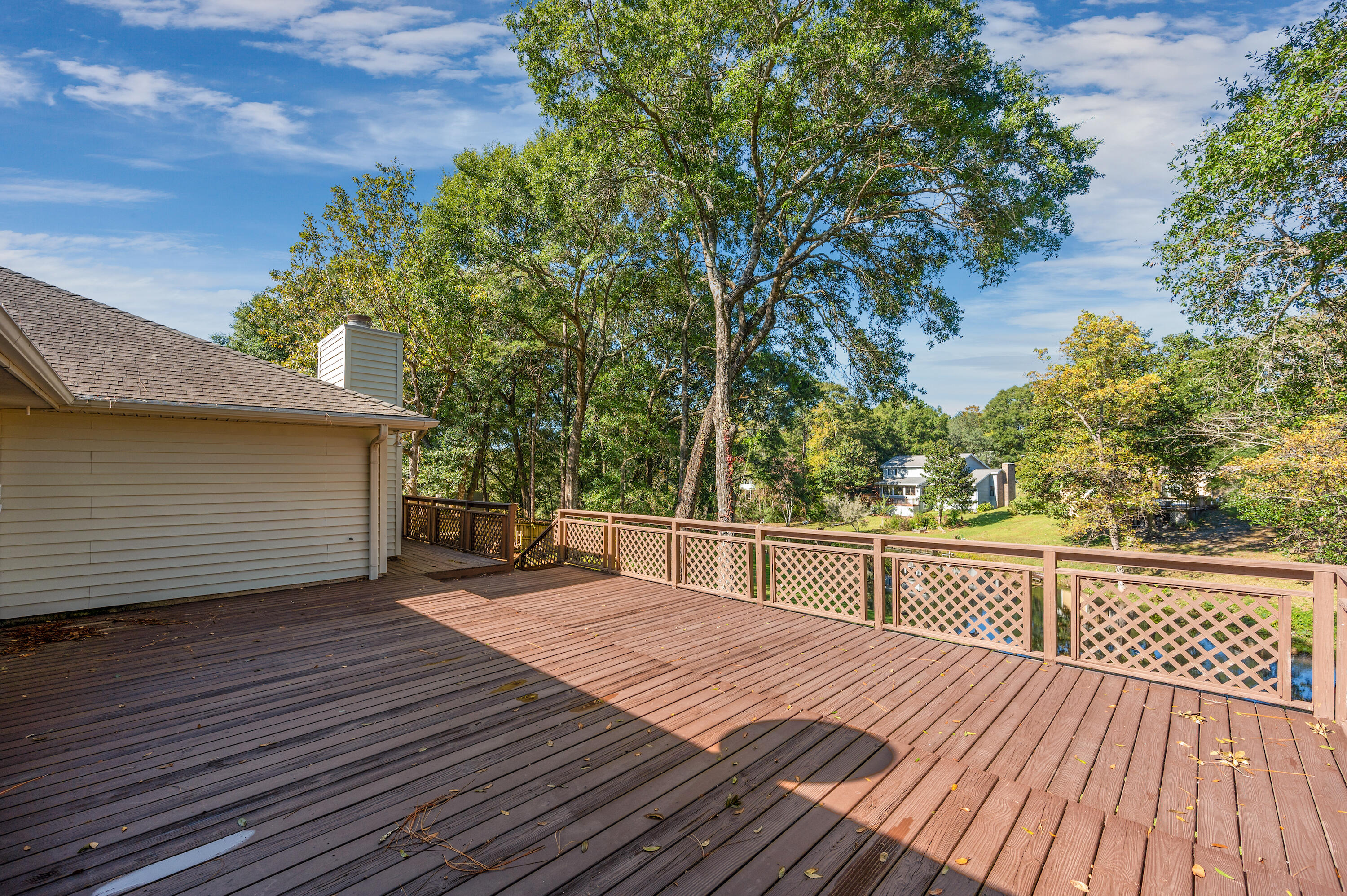 ROCKY BAYOU COUNTRY CLUB ESTATES 4 - Residential