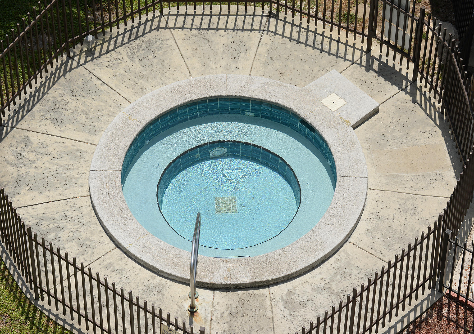 MOONSPINNER APARTMENTS CONDO - Residential