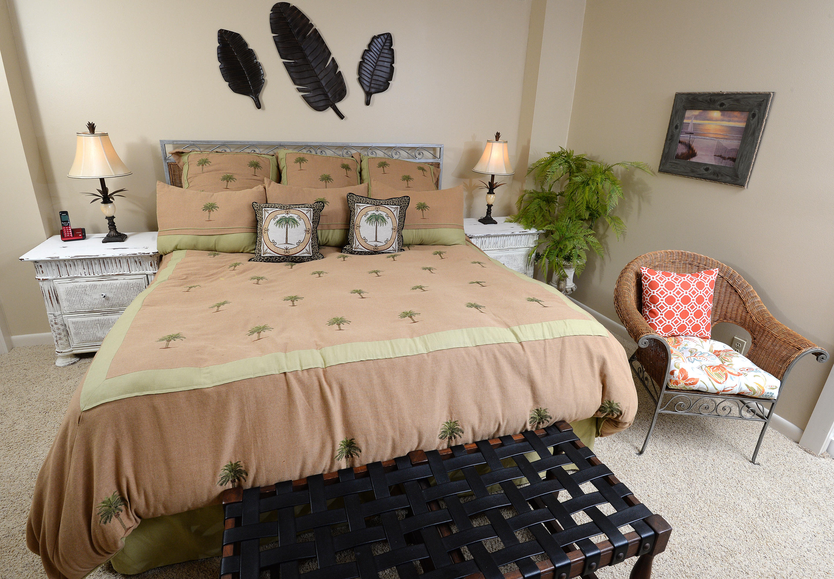 MOONSPINNER APARTMENTS CONDO - Residential