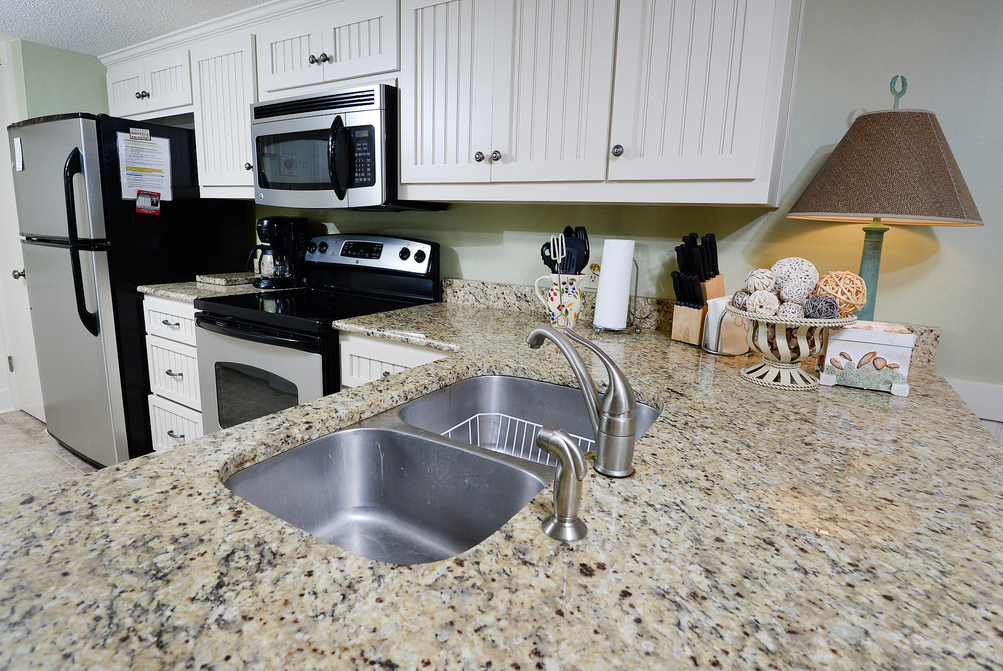 MOONSPINNER APARTMENTS CONDO - Residential