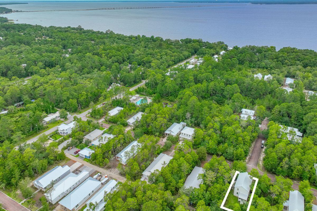 GRAYTON BAYOU - Residential