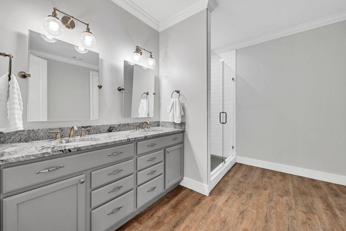 GRAYTON BAYOU - Residential