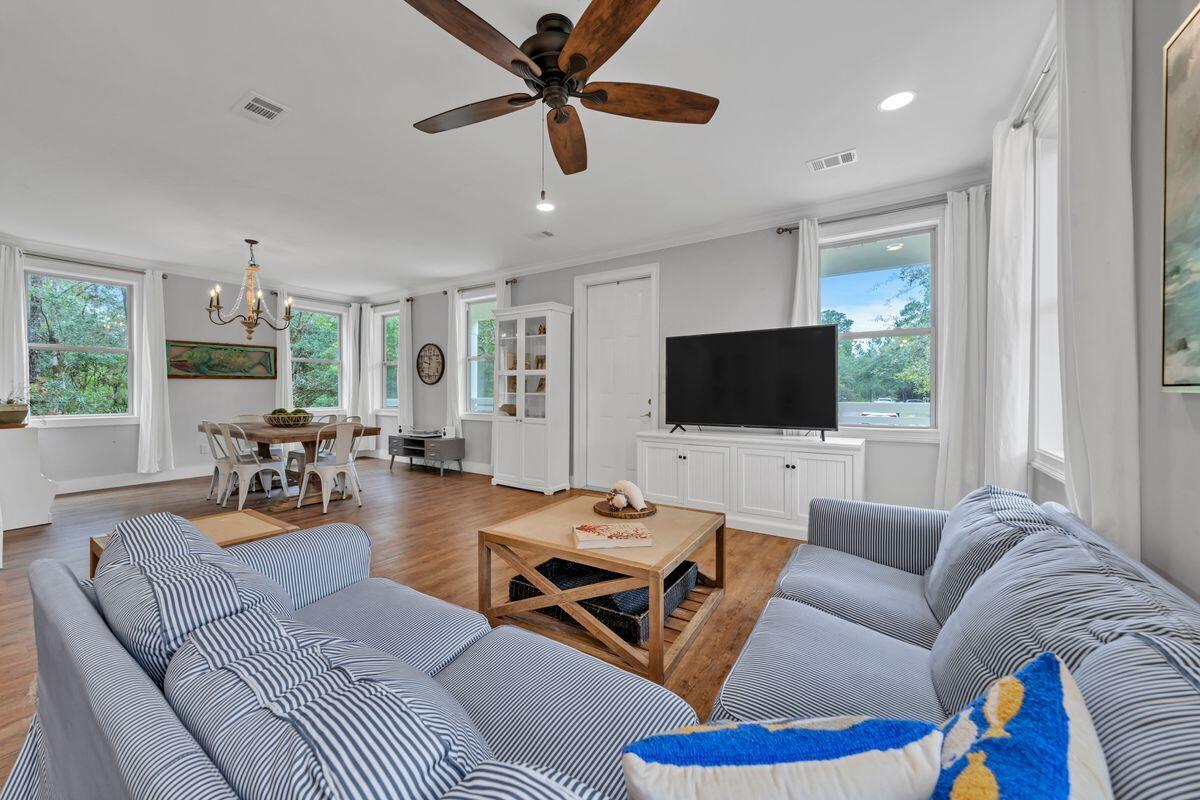 GRAYTON BAYOU - Residential