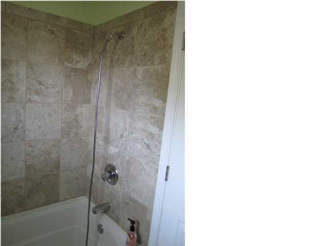 HARBOR OAKS - Residential