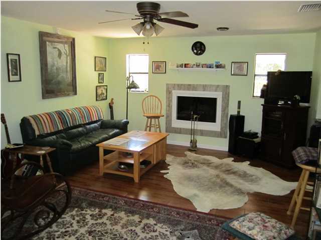 HARBOR OAKS - Residential