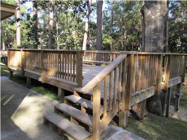 HARBOR OAKS - Residential