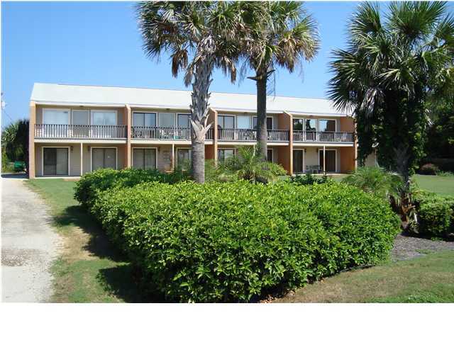 Furnished two story condo in Destin with a view of the Gulf. Move in ready. $500.00 security deposit required.