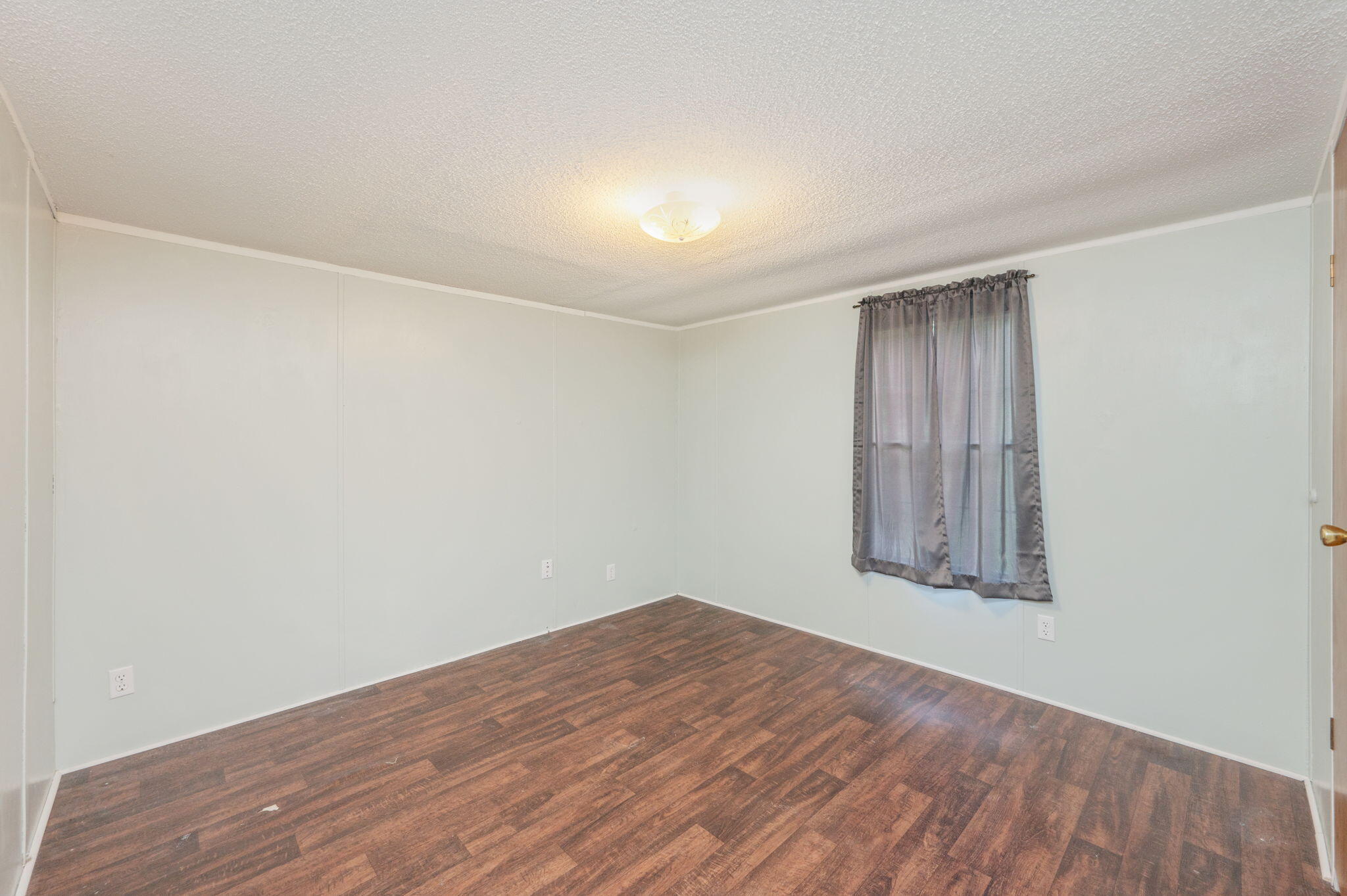 METES & BOUNDS - Residential Lease