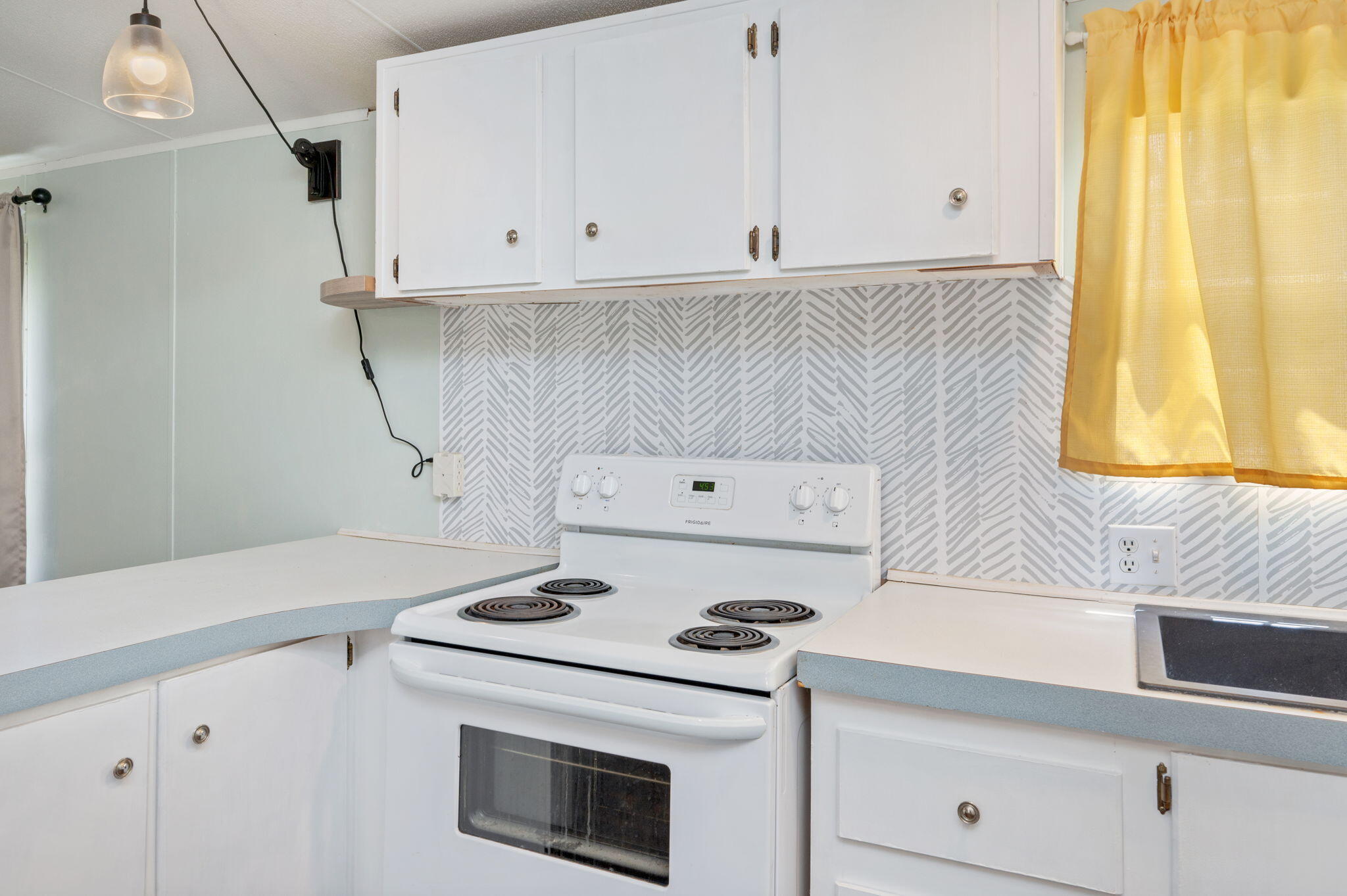 METES & BOUNDS - Residential Lease