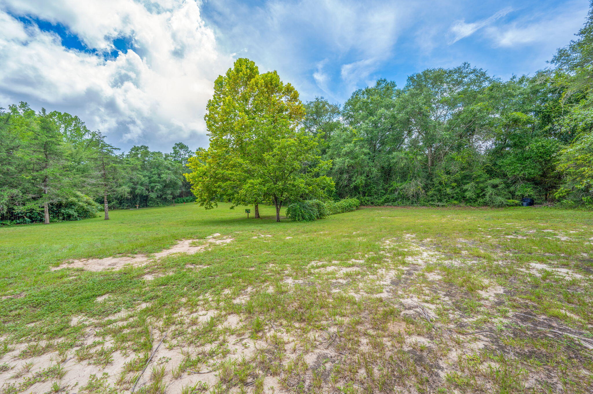 METES & BOUNDS - Residential Lease