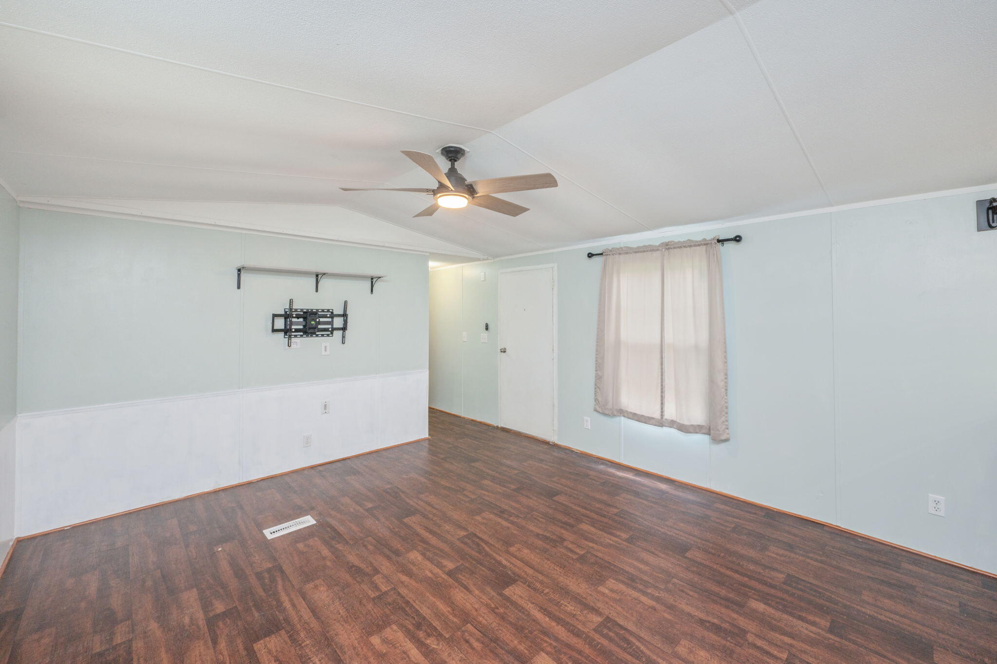 METES & BOUNDS - Residential Lease