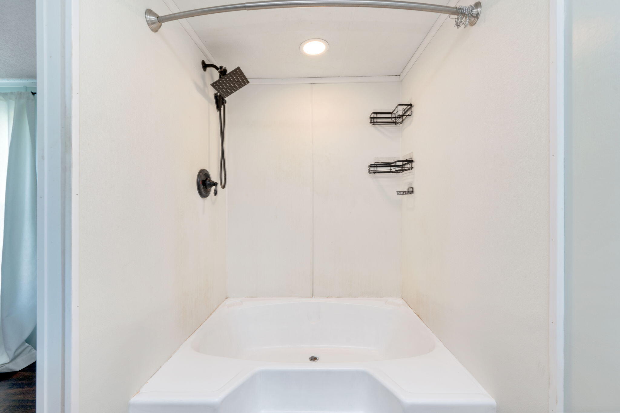 METES & BOUNDS - Residential Lease