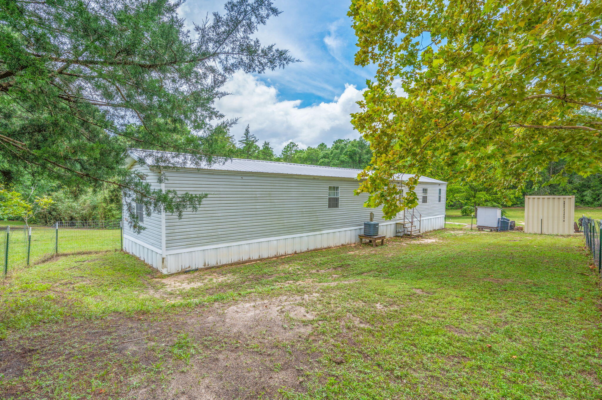 METES & BOUNDS - Residential Lease
