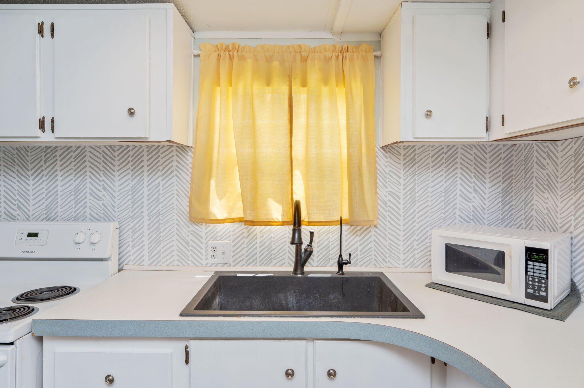 METES & BOUNDS - Residential Lease