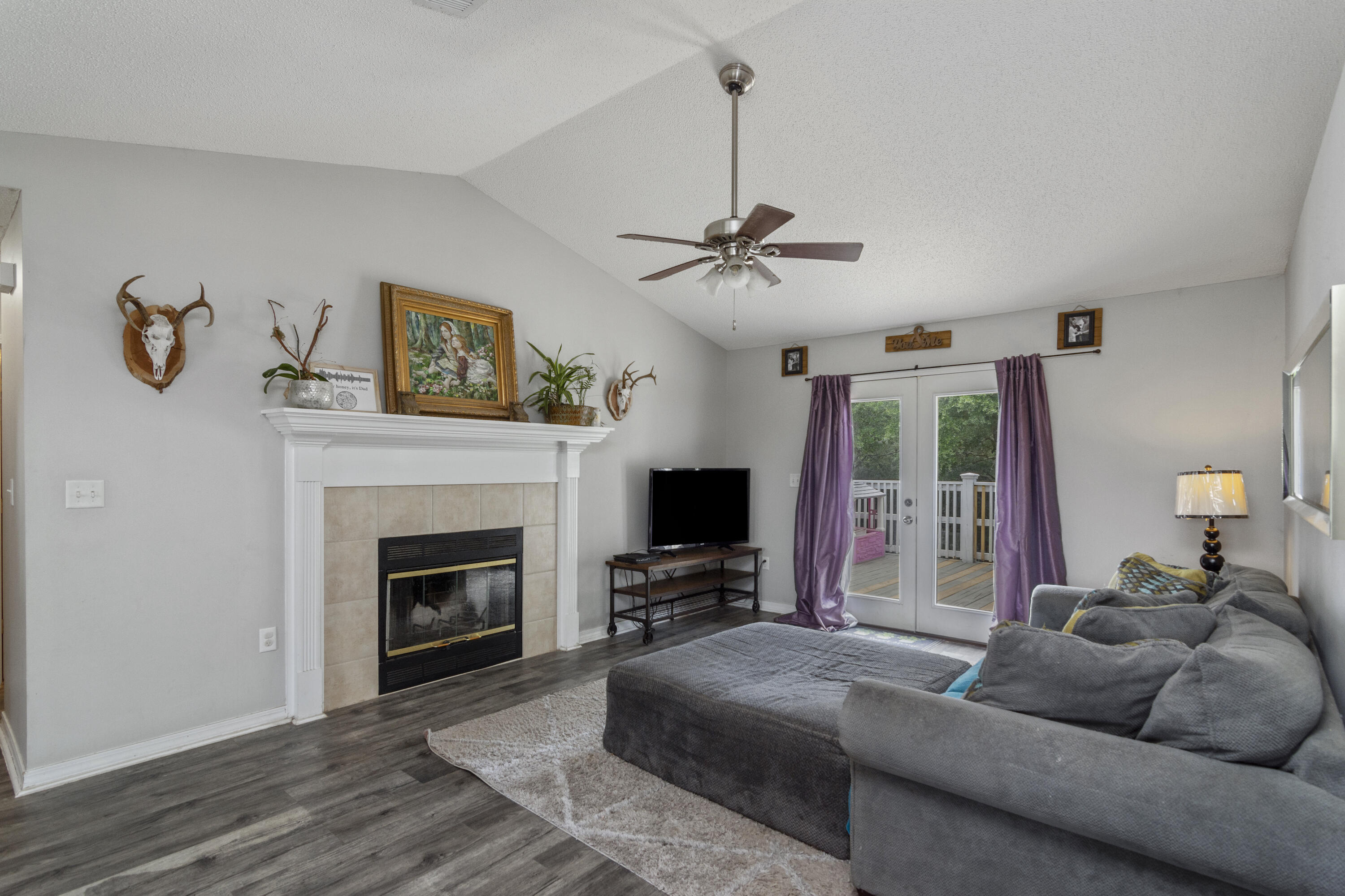 CORONADO VILLAGE PH 4 - Residential