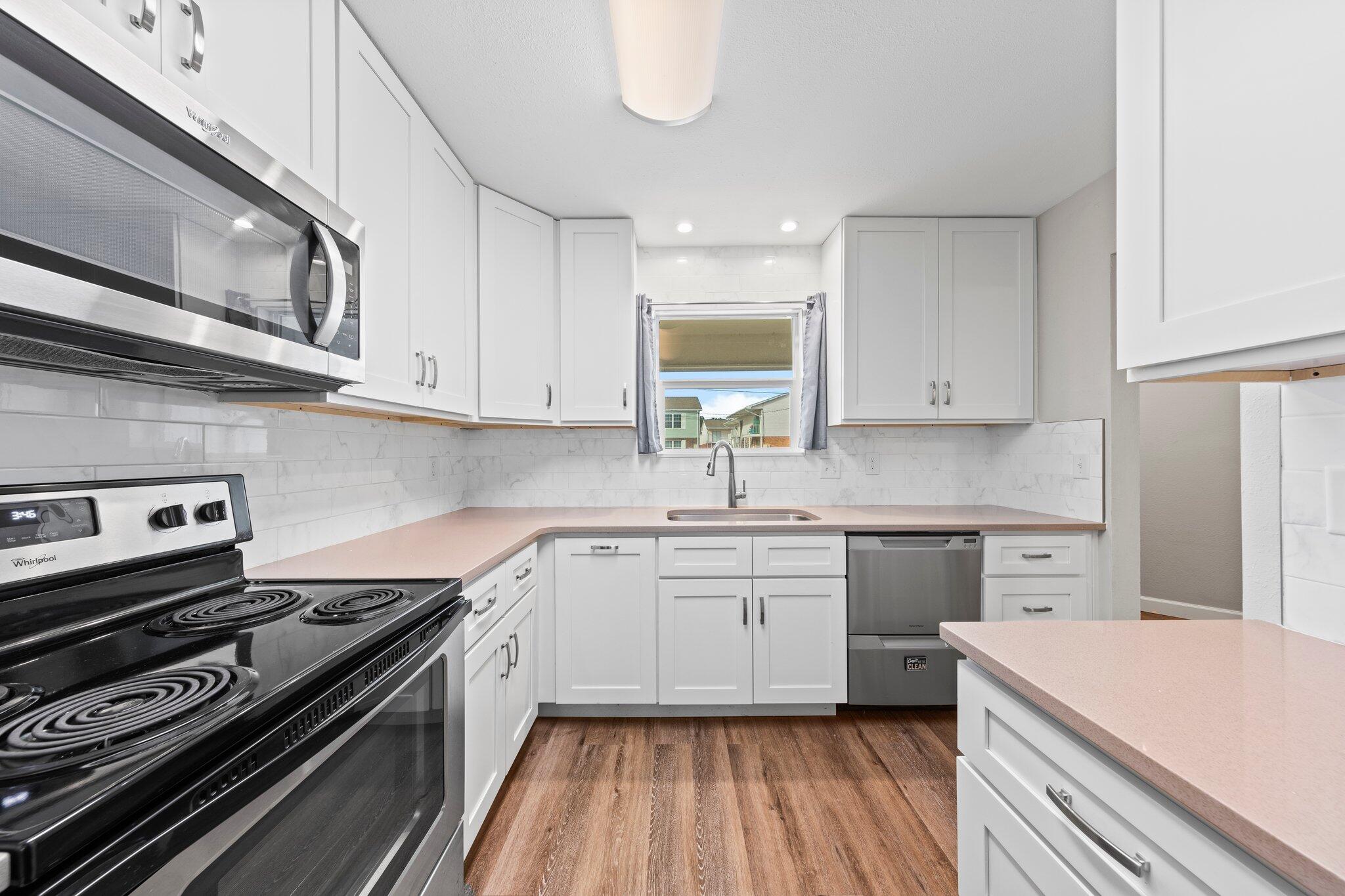 AZALEA GARDENS 1ST ADDN - Residential Lease