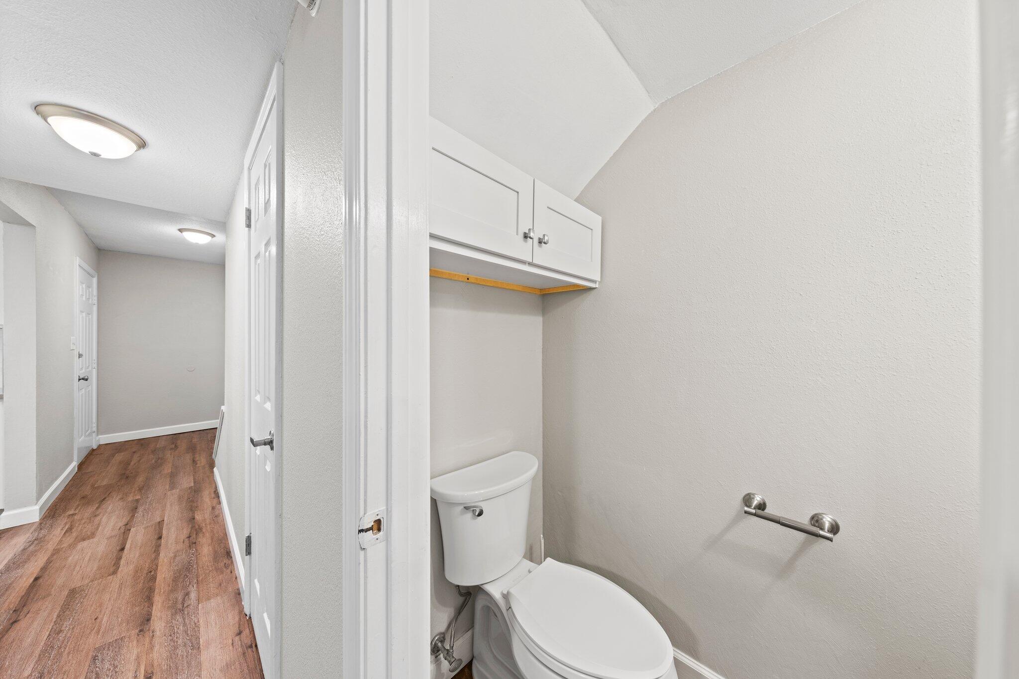 AZALEA GARDENS 1ST ADDN - Residential Lease