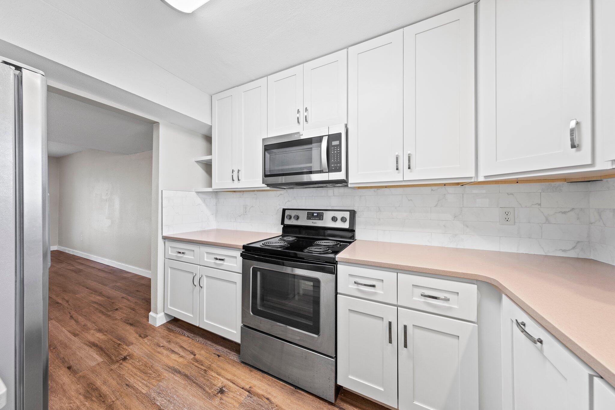 AZALEA GARDENS 1ST ADDN - Residential Lease