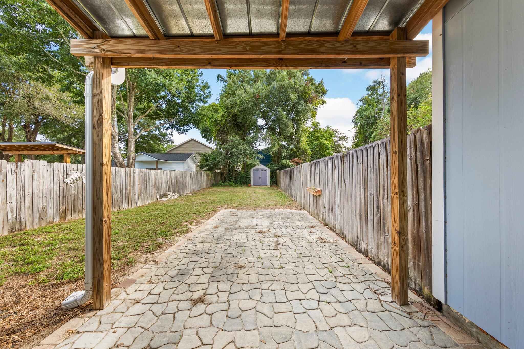 AZALEA GARDENS 1ST ADDN - Residential Lease