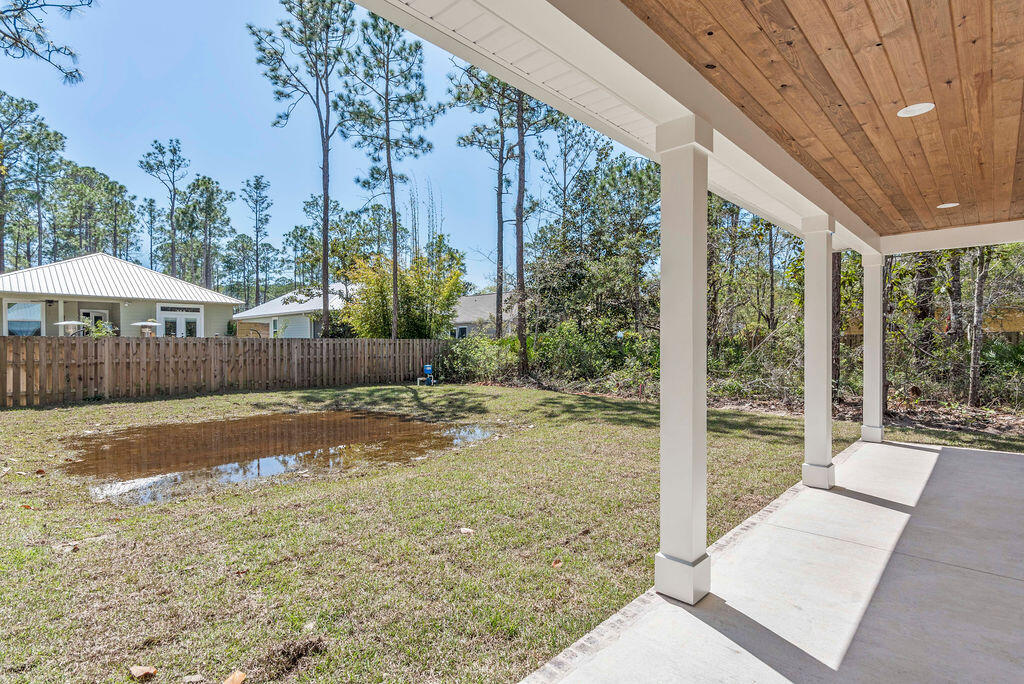 MAGNOLIA BEACH - Residential