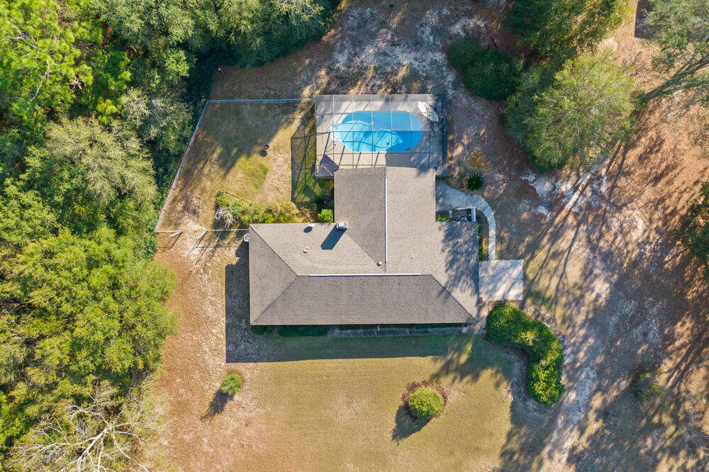 COUNTRY SQUIRE ESTATES - Residential