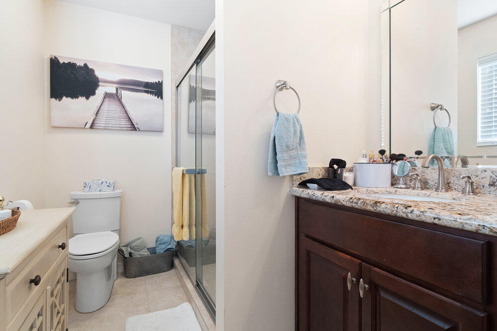 COUNTRY SQUIRE ESTATES - Residential